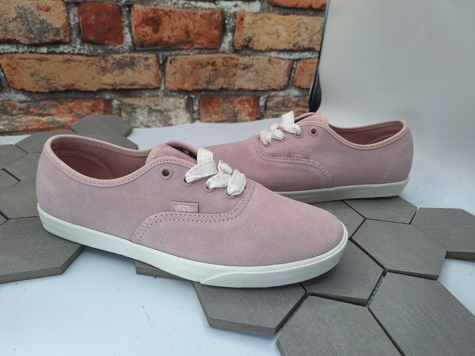 ​Vans Authentic Lowpro Sepia Rose Suede Sneakers Women 7.5 Low Profile Authentic