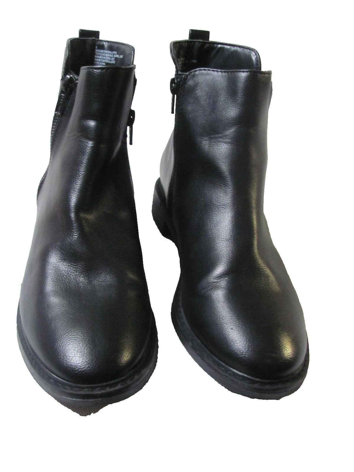 Woman’s Universal Thread Side Zip Round Toe Size 8 Black Ankle Boots Shoes