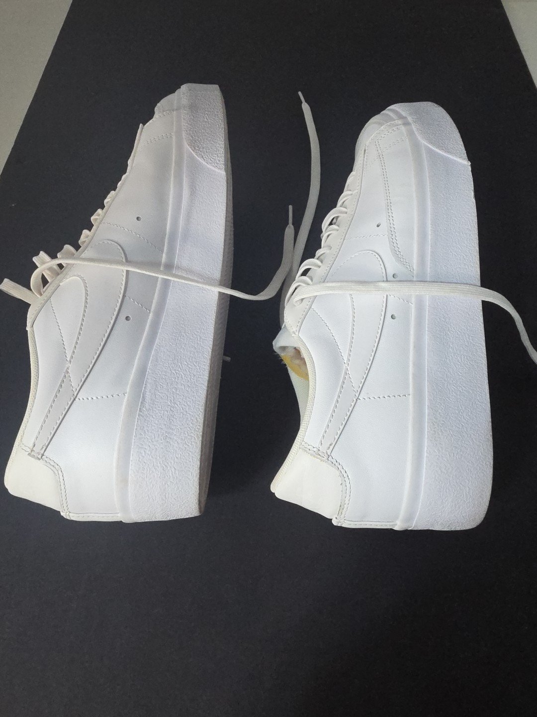 Nike Shoes Womens Blazer Low Platform Sneakers White Lace Up Low DJ0292-100 Sz12