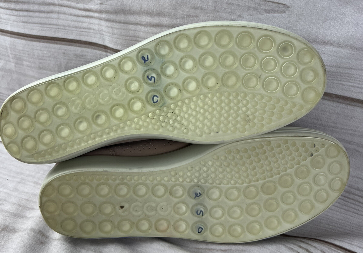 Ecco Women’s Sneaker Size 8 Blush Pink Nubuck Athletic Golf Walking Shoe EU 39