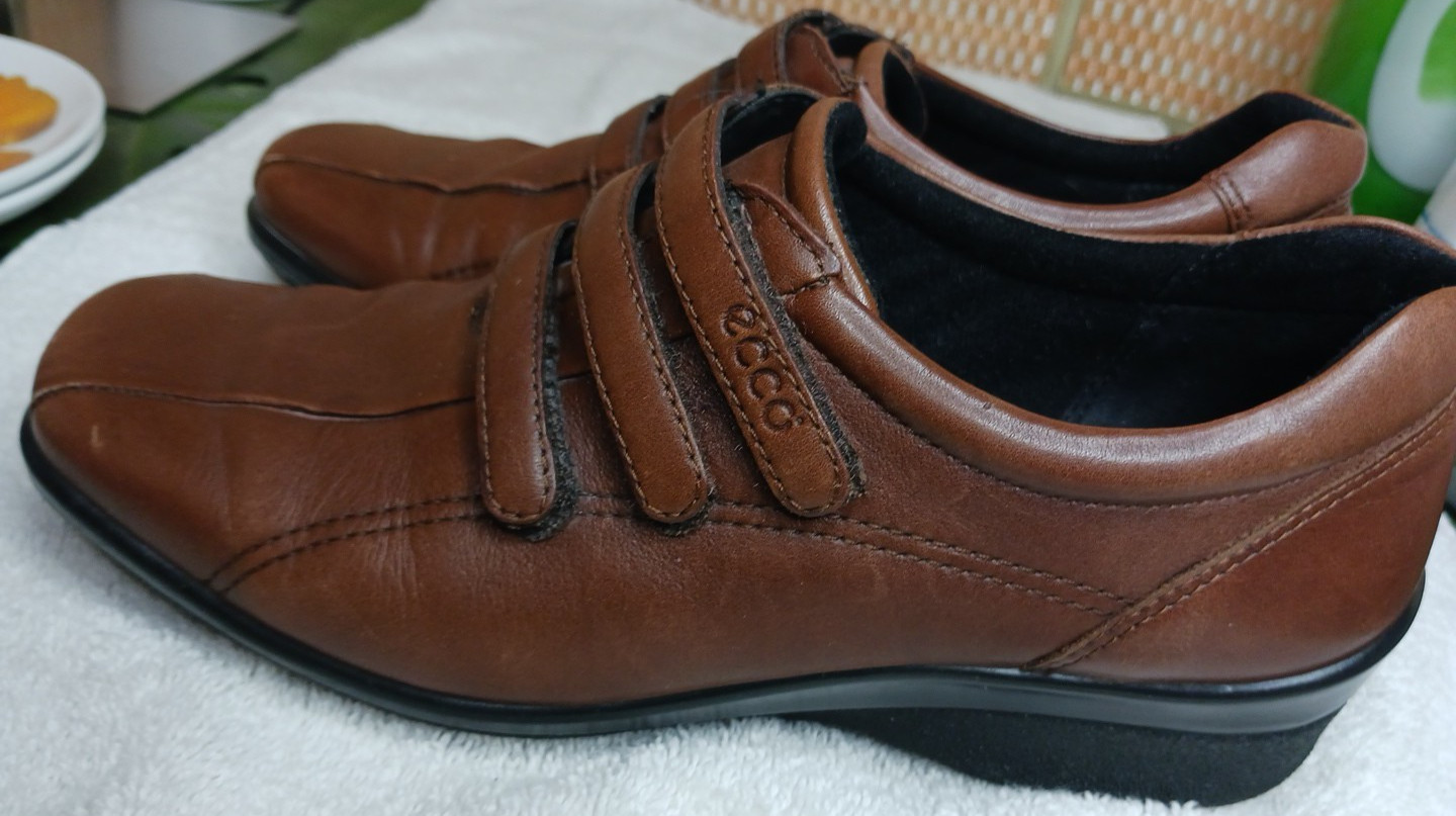 ECCO Shade 3-Strap Brown Leather Comfort Loafer Shoe Women Sz EU 38 US 8.5
