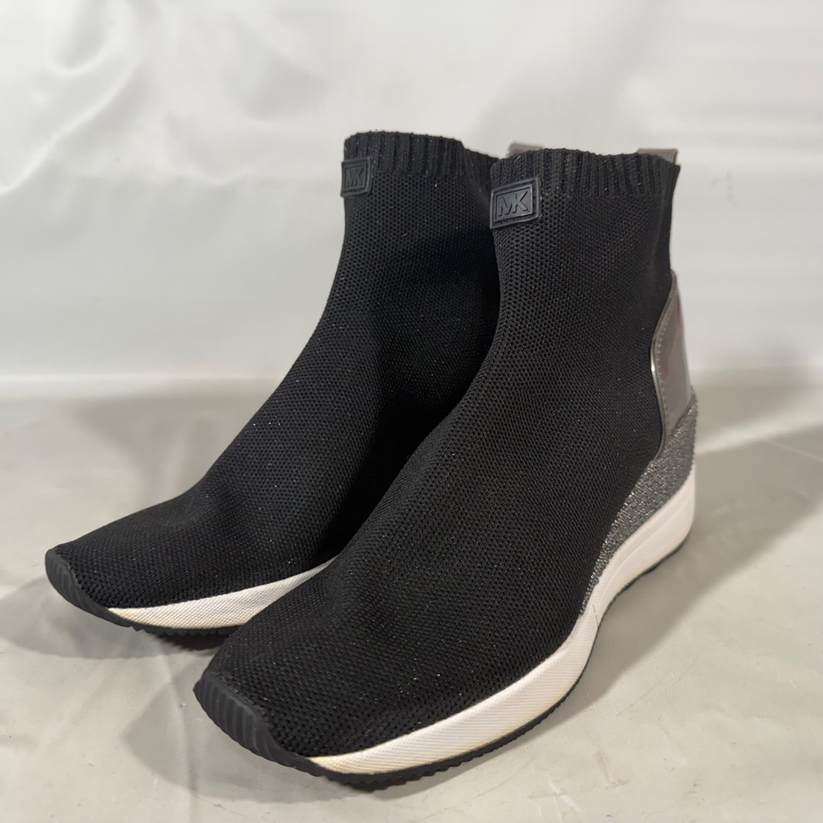 Michael Kors Skyler Bootie Wedges Sneakers Pull-on Black Stretchy Silver Size 7
