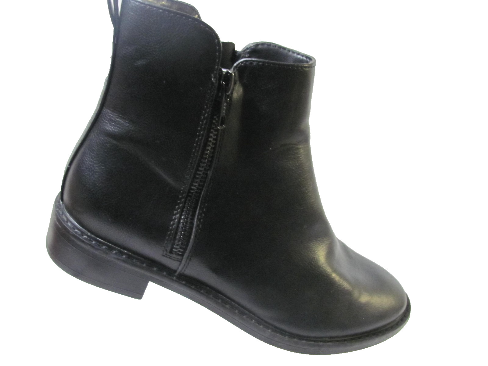 Woman’s Universal Thread Side Zip Round Toe Size 8 Black Ankle Boots Shoes