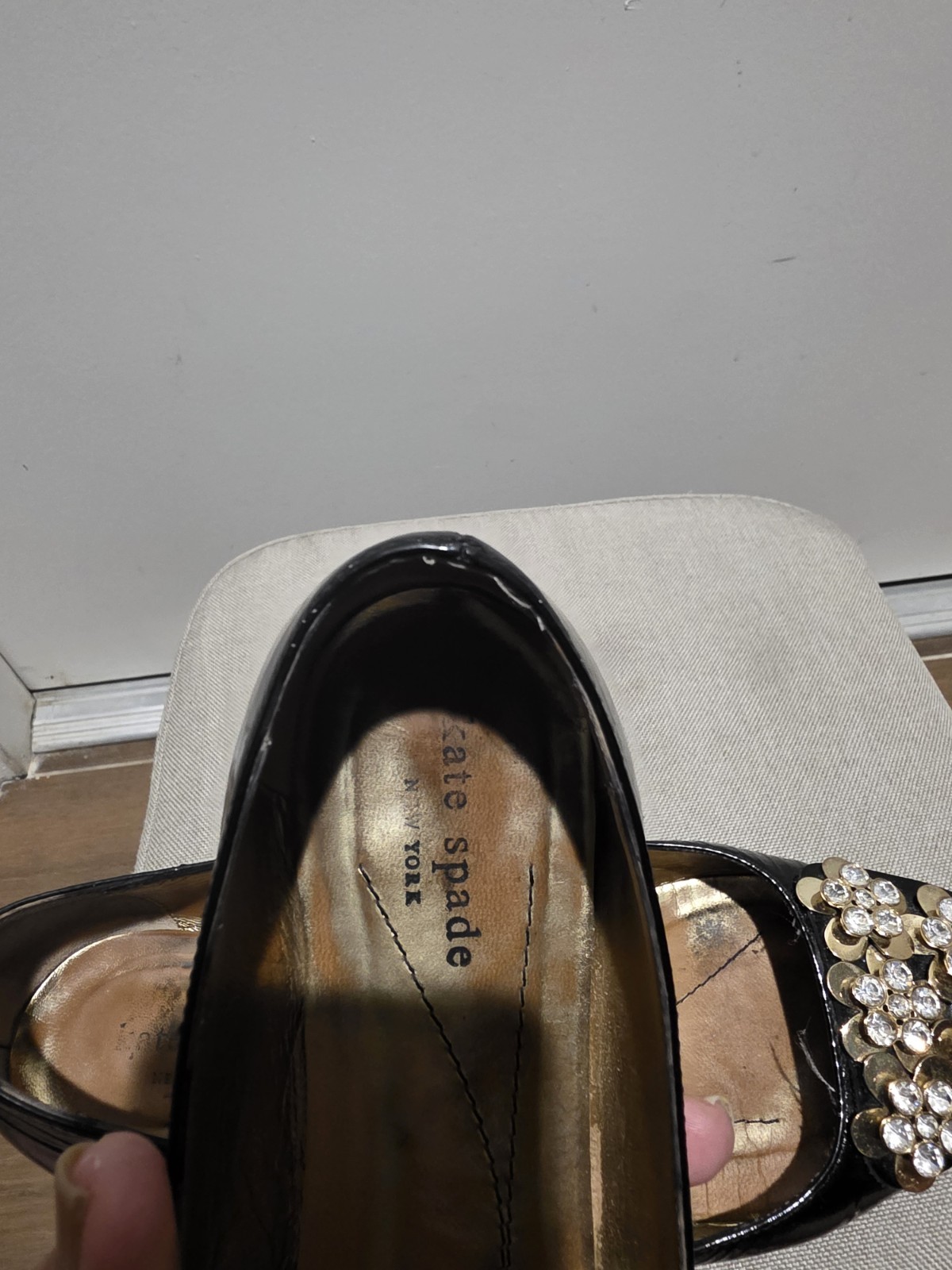 Kate Spade Black Patent Leather Flats w Flowers Women’s 8 made Italy