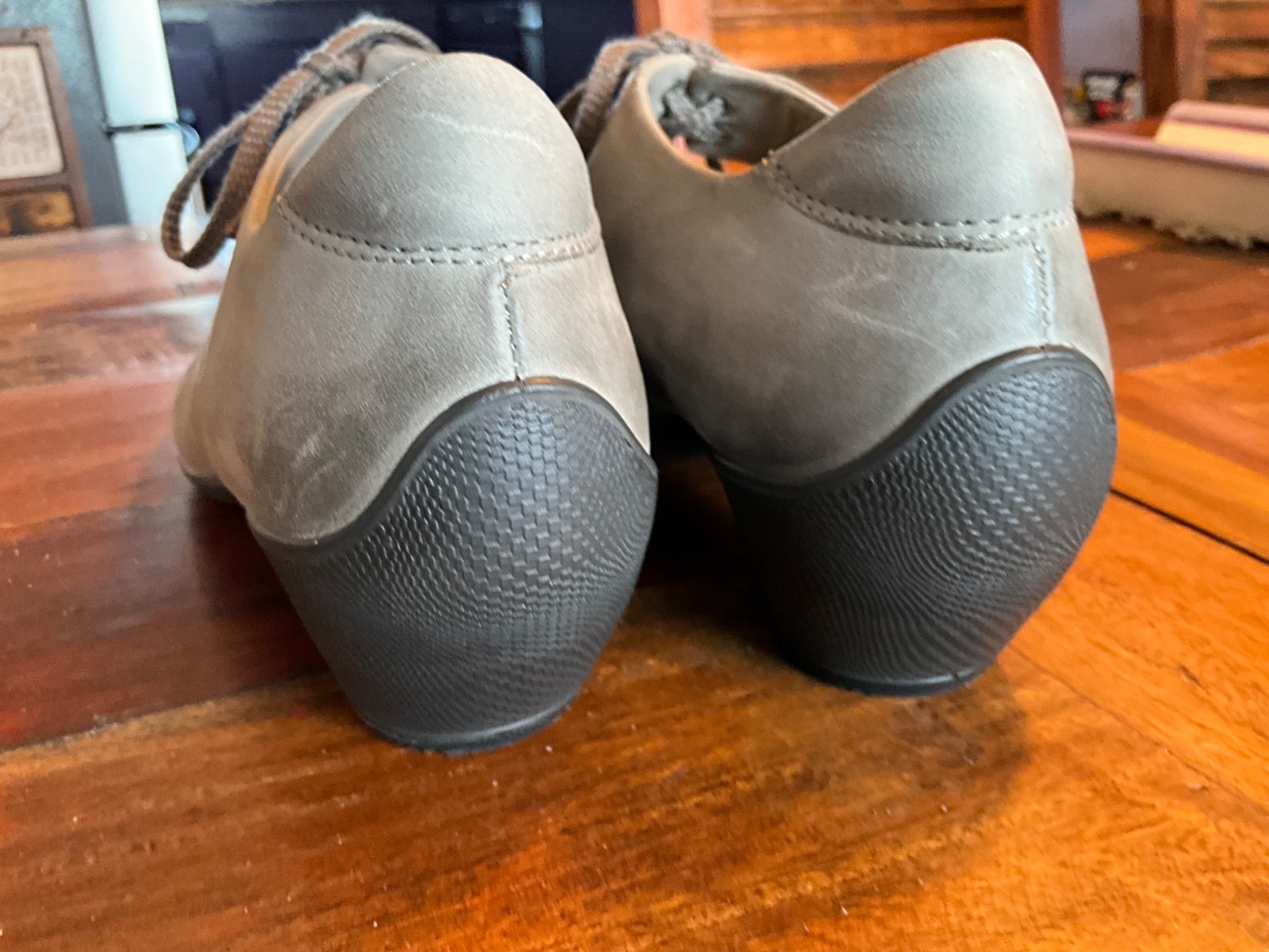 ECCO WOMENS SHOES SIZE 39/8.5 NUBUCK OMBRÉ Sculptured taupe