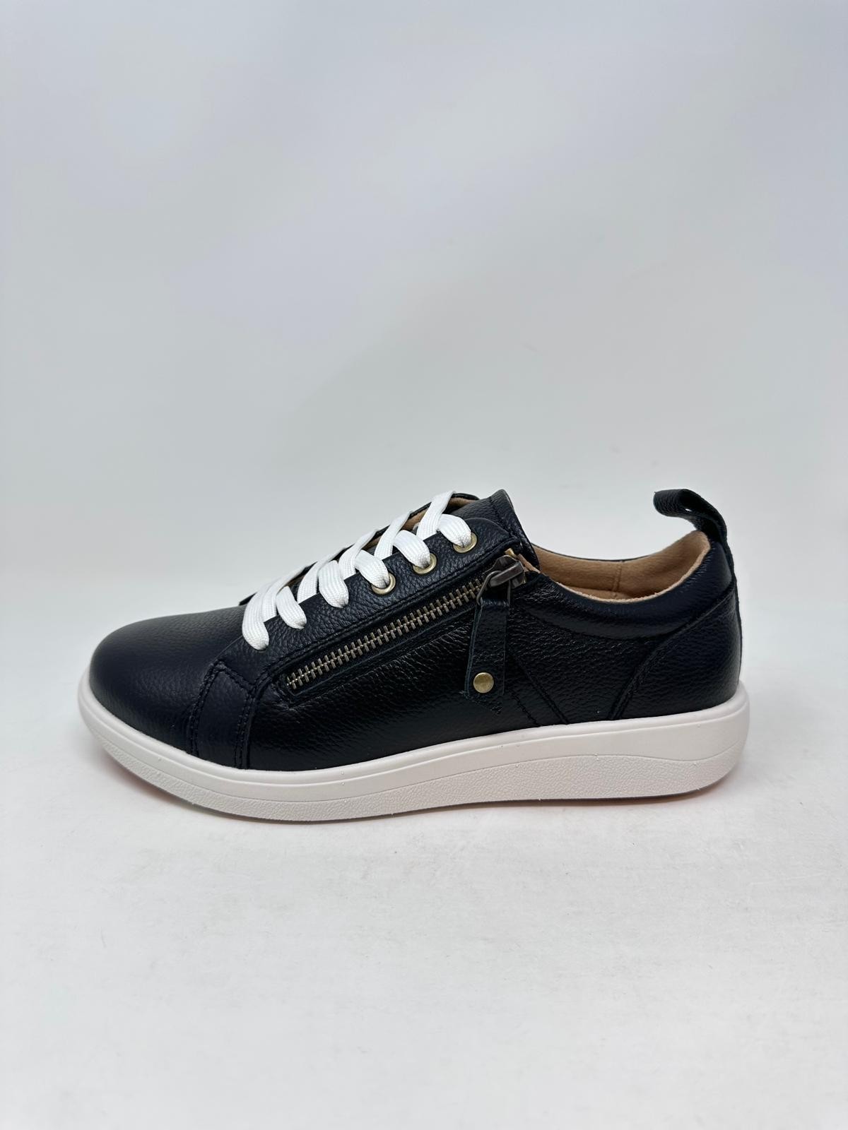 Strive Talia Women’s Casual Comfort Saportive Shoes – Black #30(R60T)