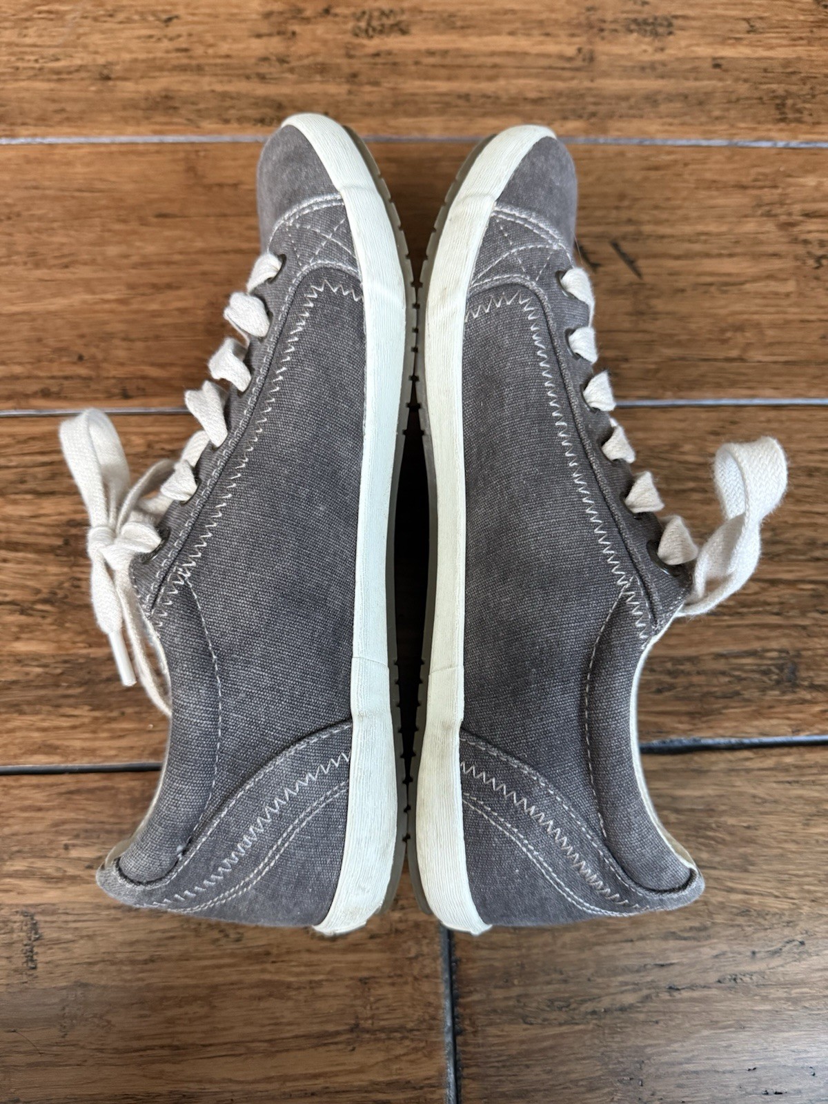 Taos Star Charcoal Gray Washed Canvas Low Top Sneakers Women’s 8.5