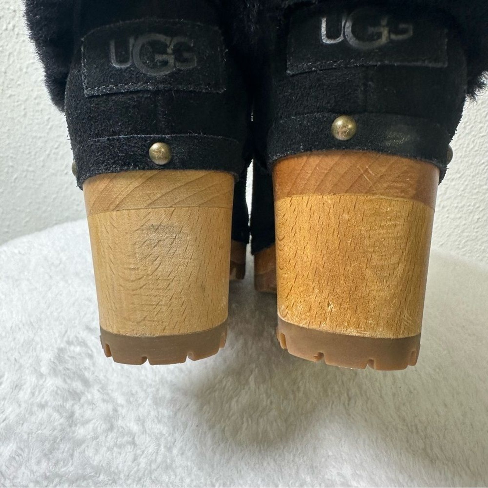 UGG Thebes Black Suede Clog Wooden Bootie Mules with Faux Fur Trim Size 5