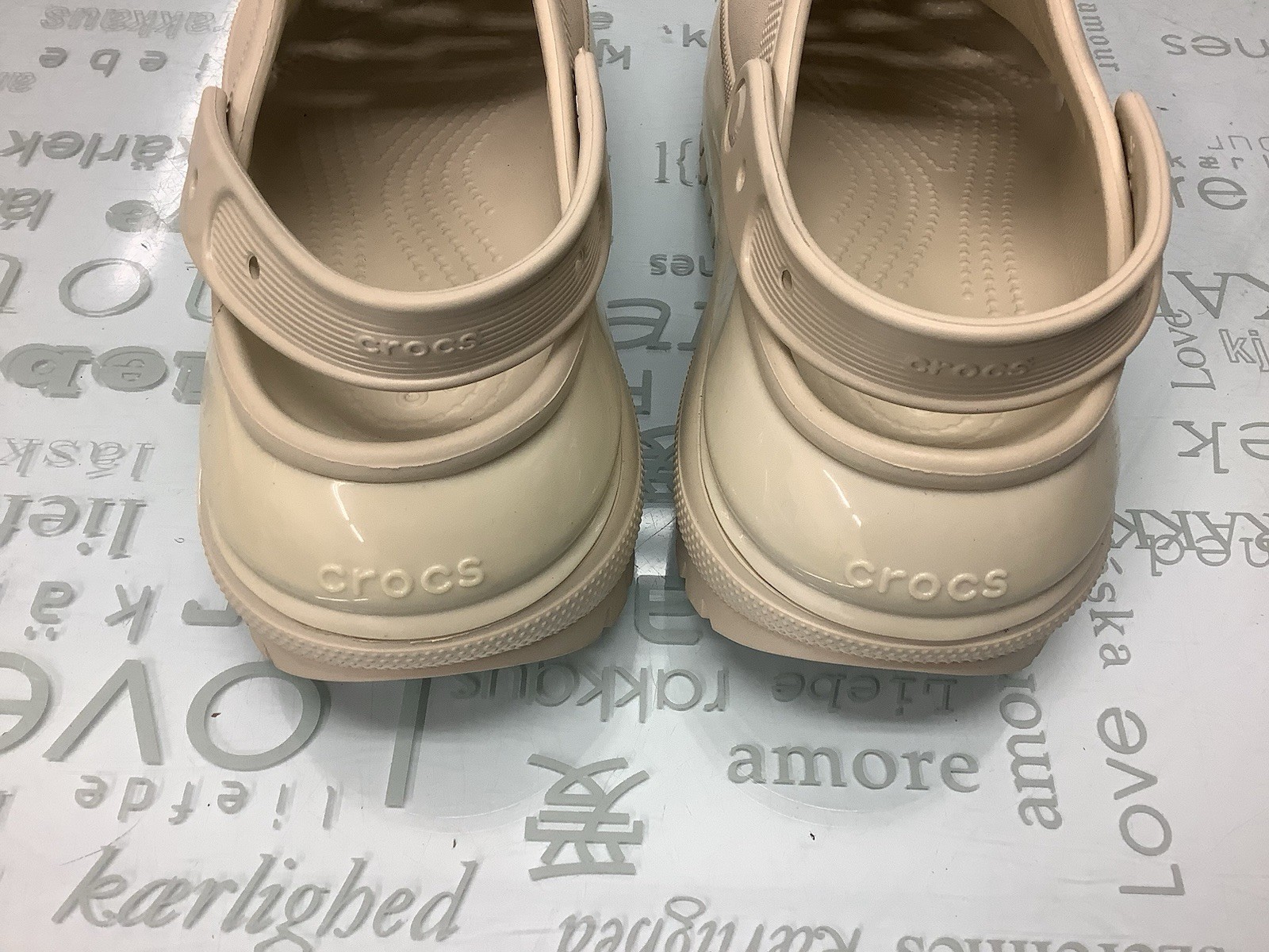 Crocs Classic Crush Clog Platform Sand Color, Size Women’s Size 10/M8.