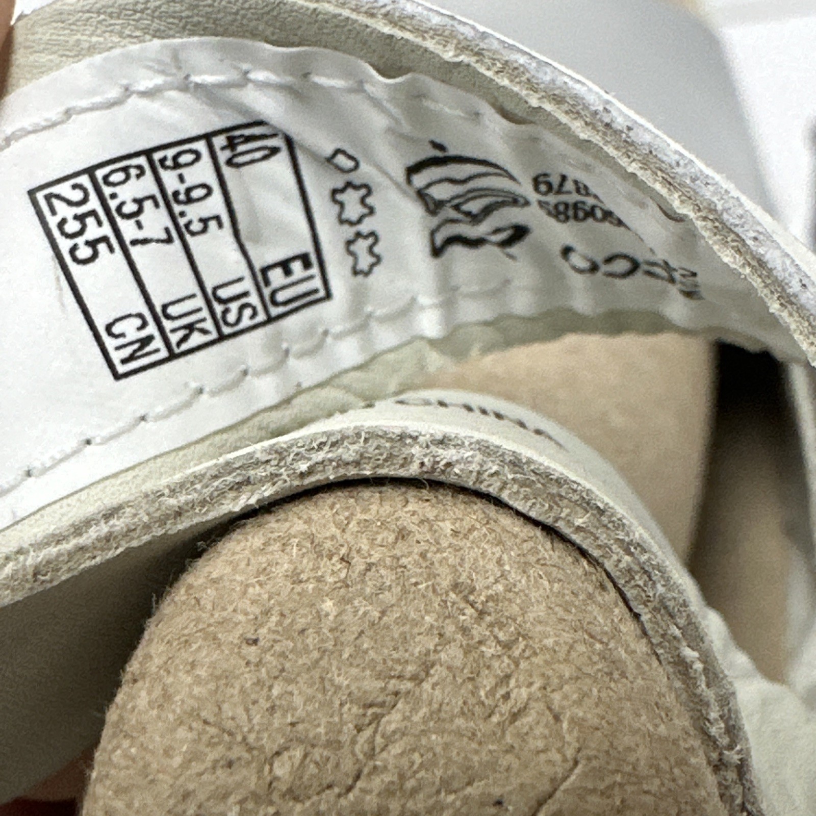 ECCO 272313 – Flowt Wedge Cork Sandals – Silver / White 60989 – Size 9-9.5