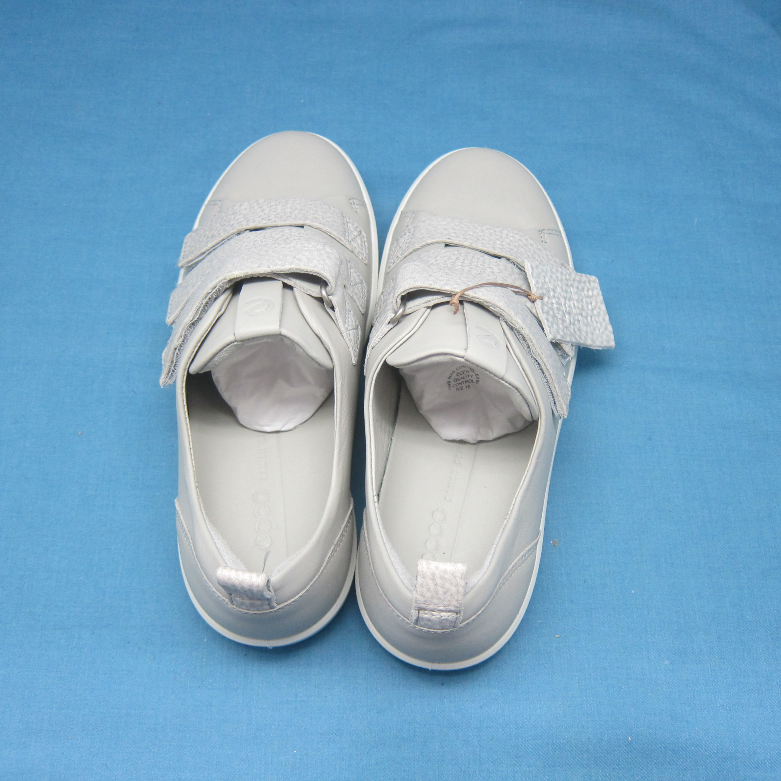 ECCO Soft 8 Sneakers Womens 4-4.5 Concrete Dove Leather 3-Strap Comfort Shoes