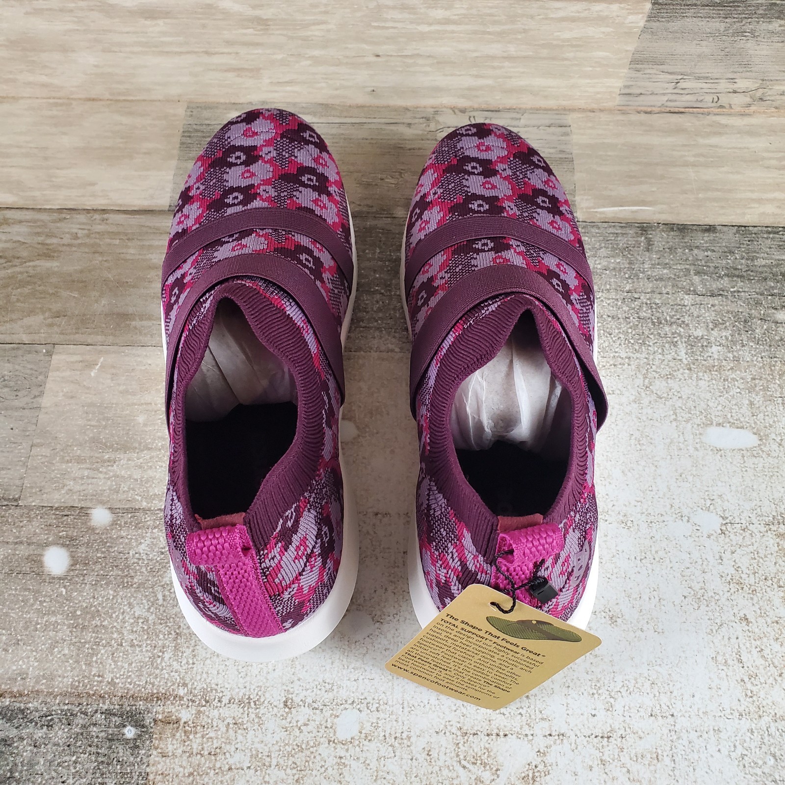 Spenco Karma Womens Shoes Sz 9 D Running Fuchsia Stretch Floral Slip On Sneakers