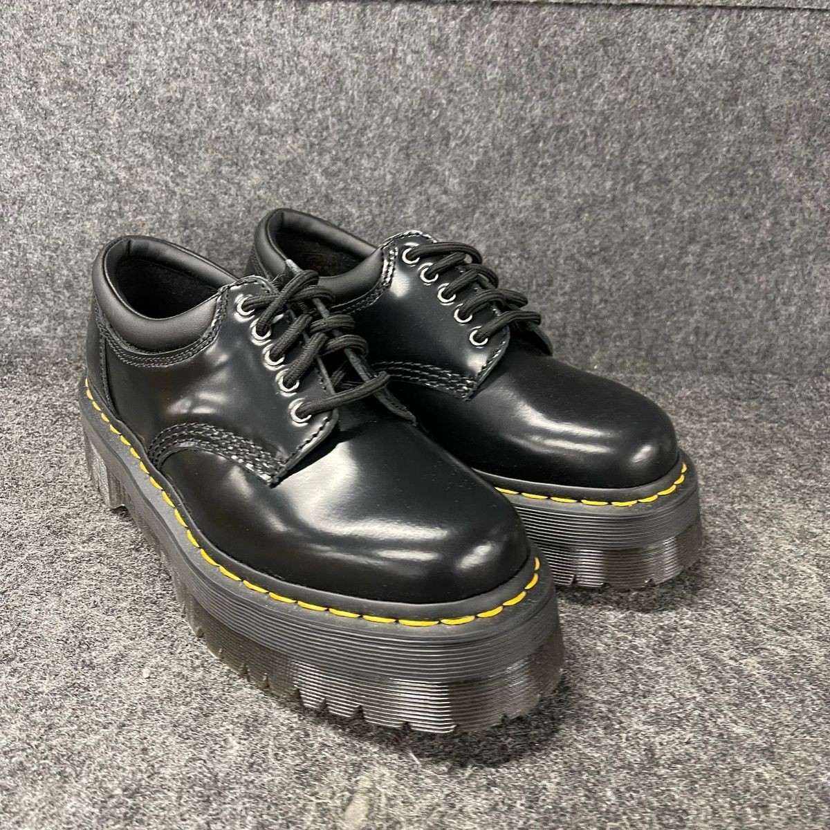 DR.MARTENS 8053 Leather Platform Casual Shoes Unisex Size M7/W8