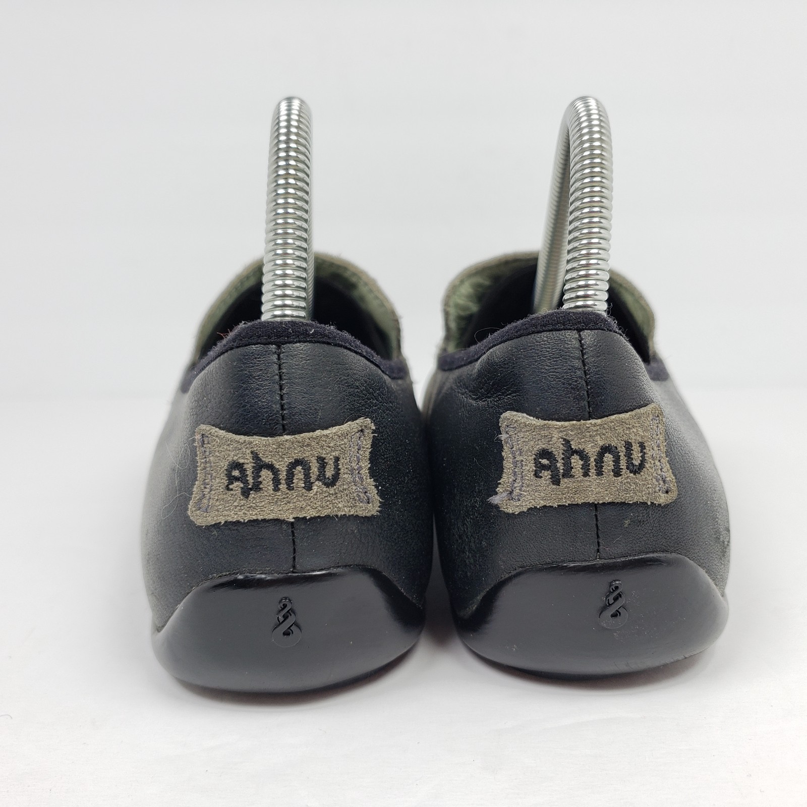 Ahnu Penny Pro Womens Size 8.5 Gray Black Suede Leather Slip On Loafer Shoes