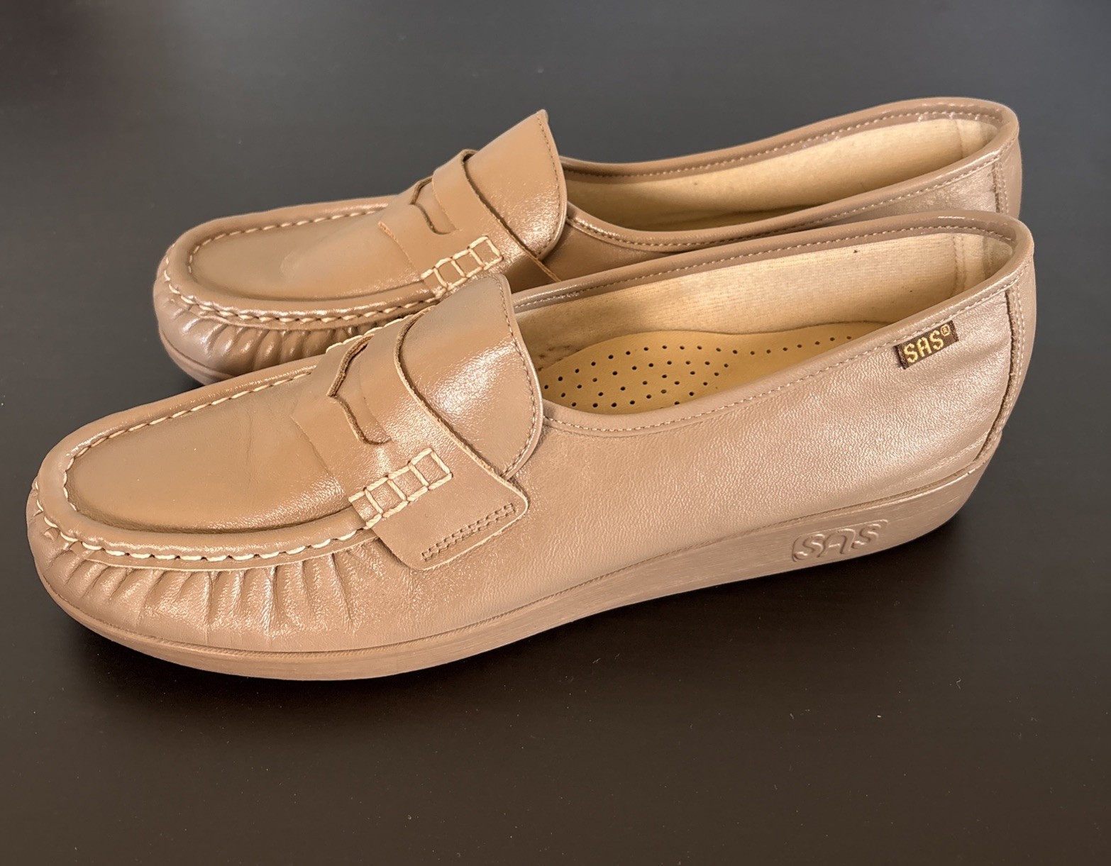 SAS Classic Mocha Hand Sewn Leather Slip On Comfort Penny Loafers Women’s 10