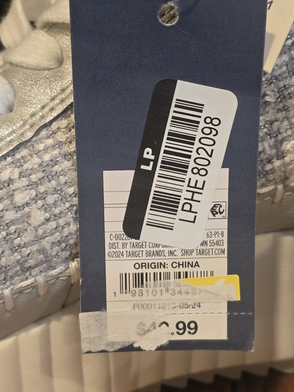 Universal Thread Womens Silver Persephone Sneakers Memory Foam Sz 9.5 New w Tags