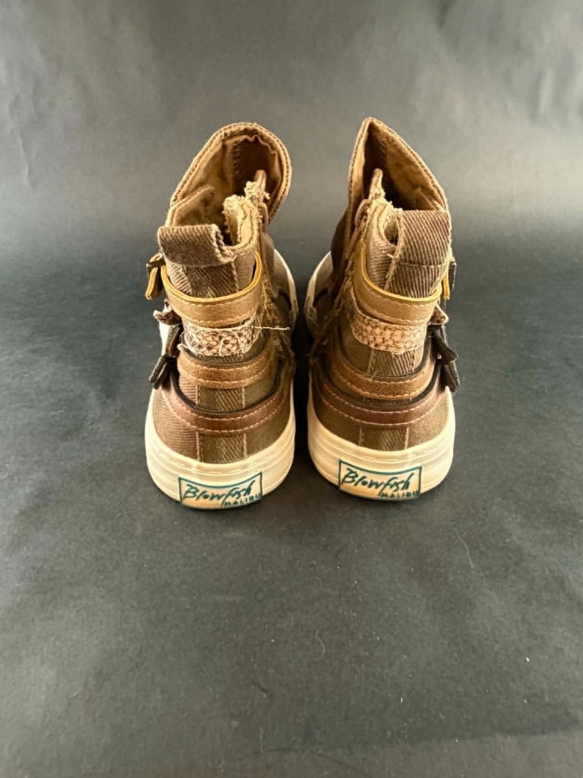 Blowfish Malibu Kayla Casual Shoes 50455 Womens Size 8.5 CUTE!
