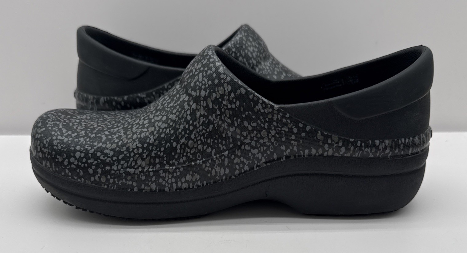 Crocs Dual Comfort Slip-On Spotted Clog Shoes Womens Sz 10