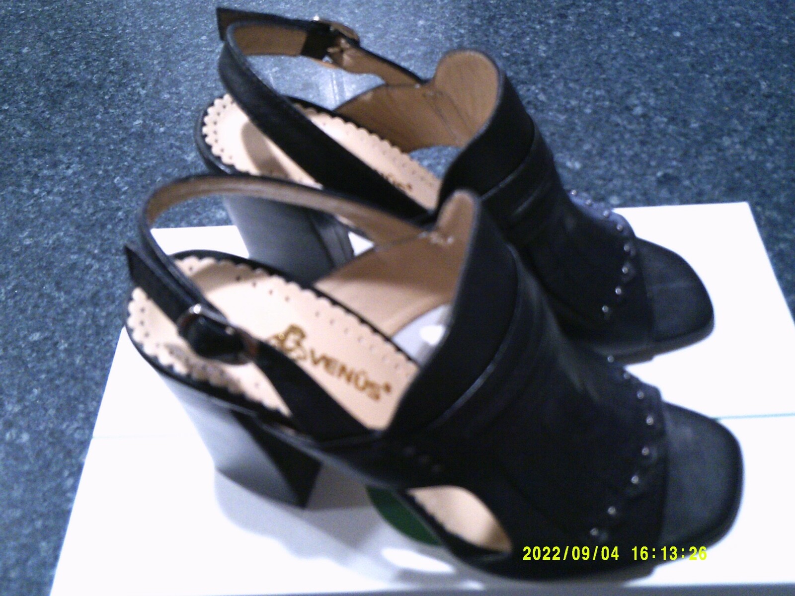 VENUS BLACK LEATHER SHOES SIZE 7.5 US, 38 EUR