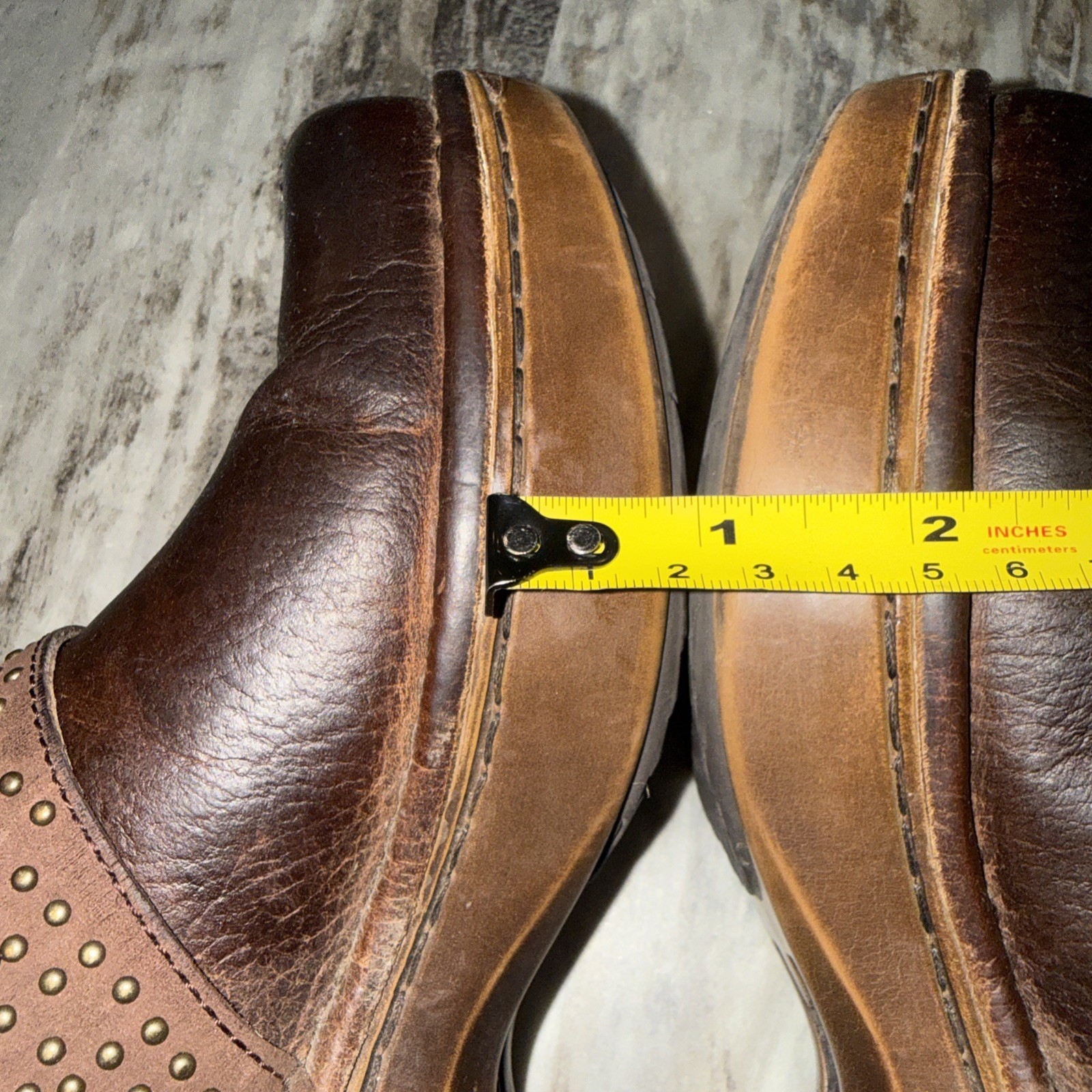 Ariat Clogs Shoes Women’s Size 8 B Brown Leather Slip On Studded Strap Western