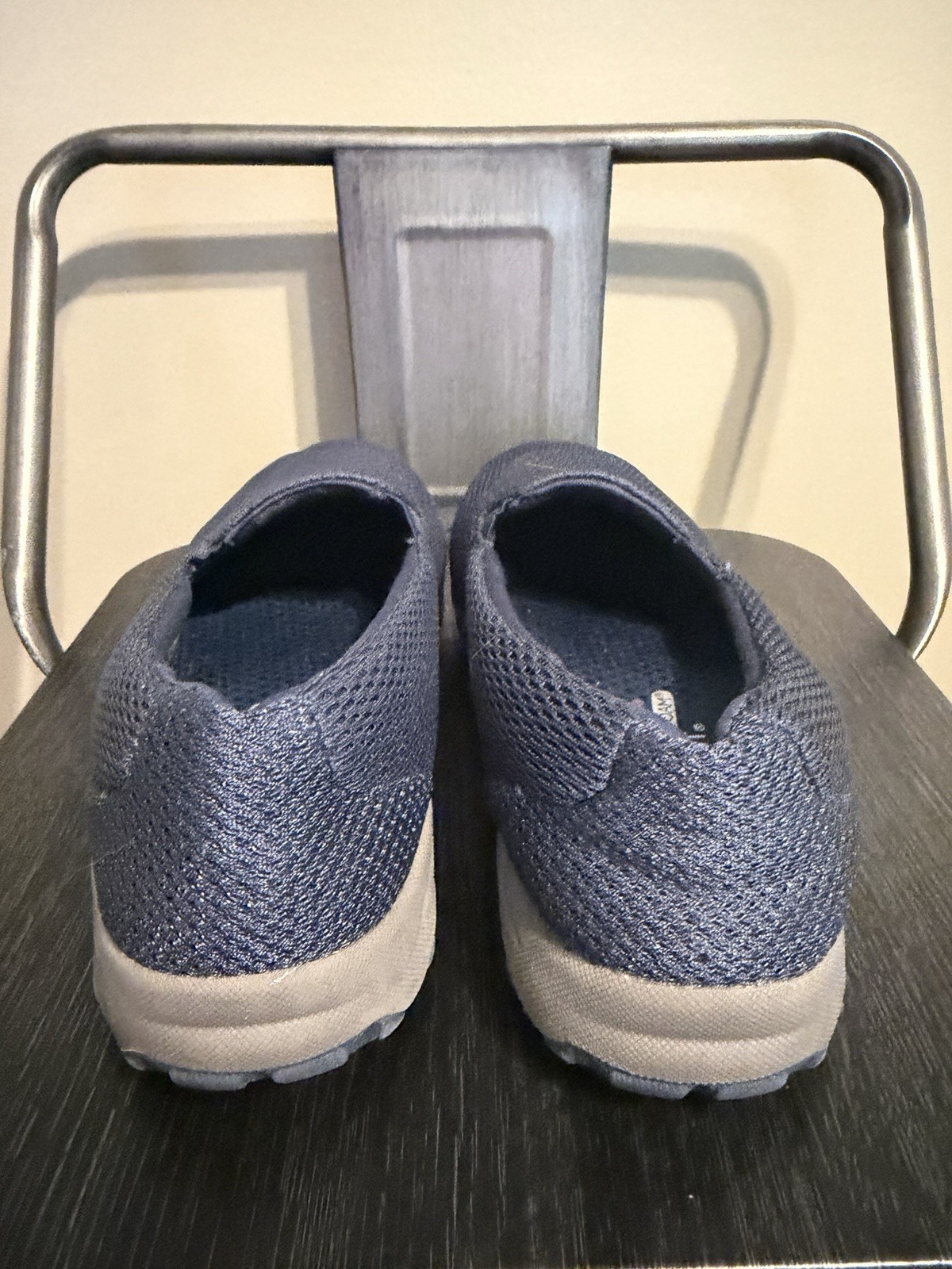 Skechers Relaxed Fit Air-Cooled Memory Foam Slip On Shoes Women’s 8 Navy Mesh