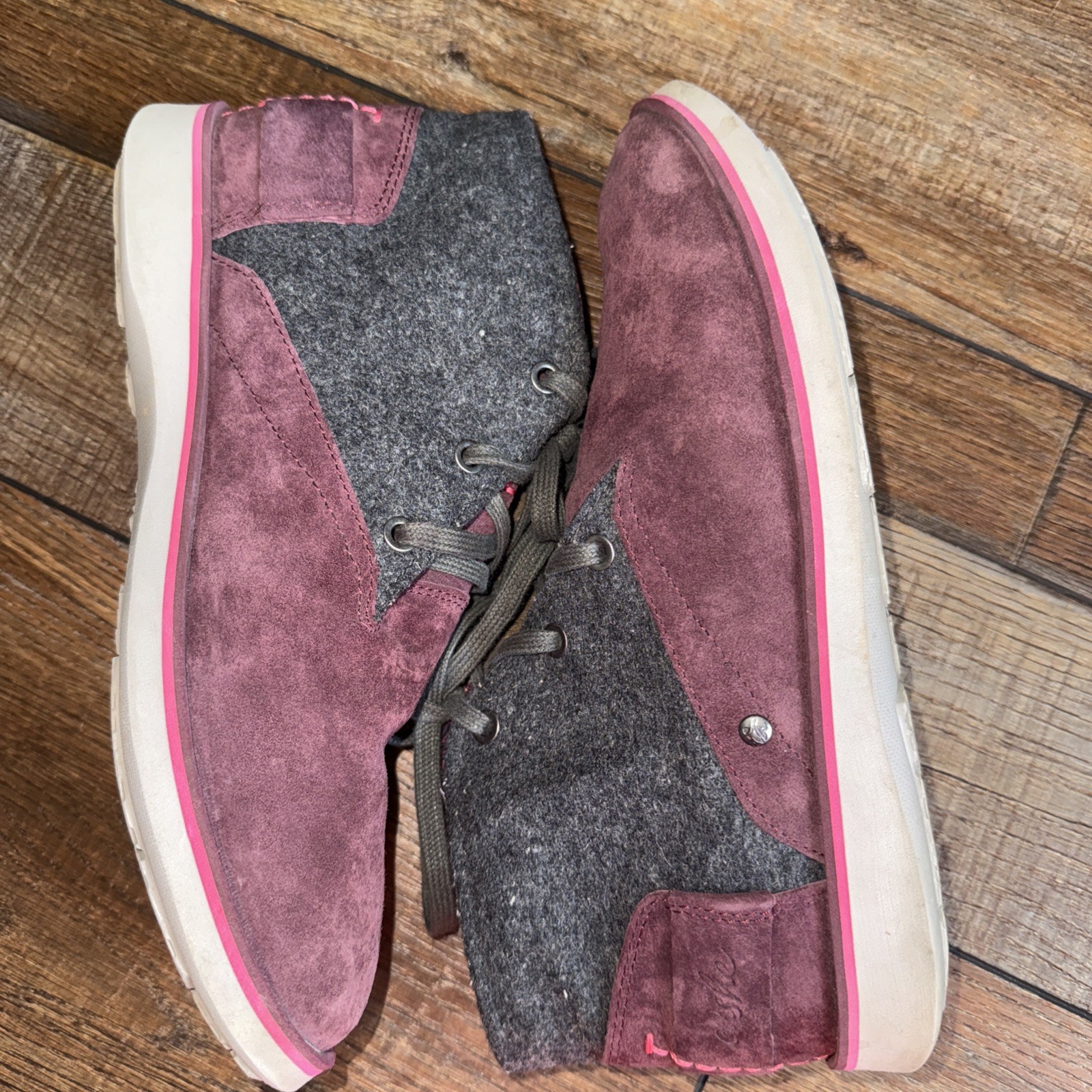 CUSHE Manuka Lite Desert Womens Chukka Boot Sz US 9 EU 40 Wine Surf Comfort