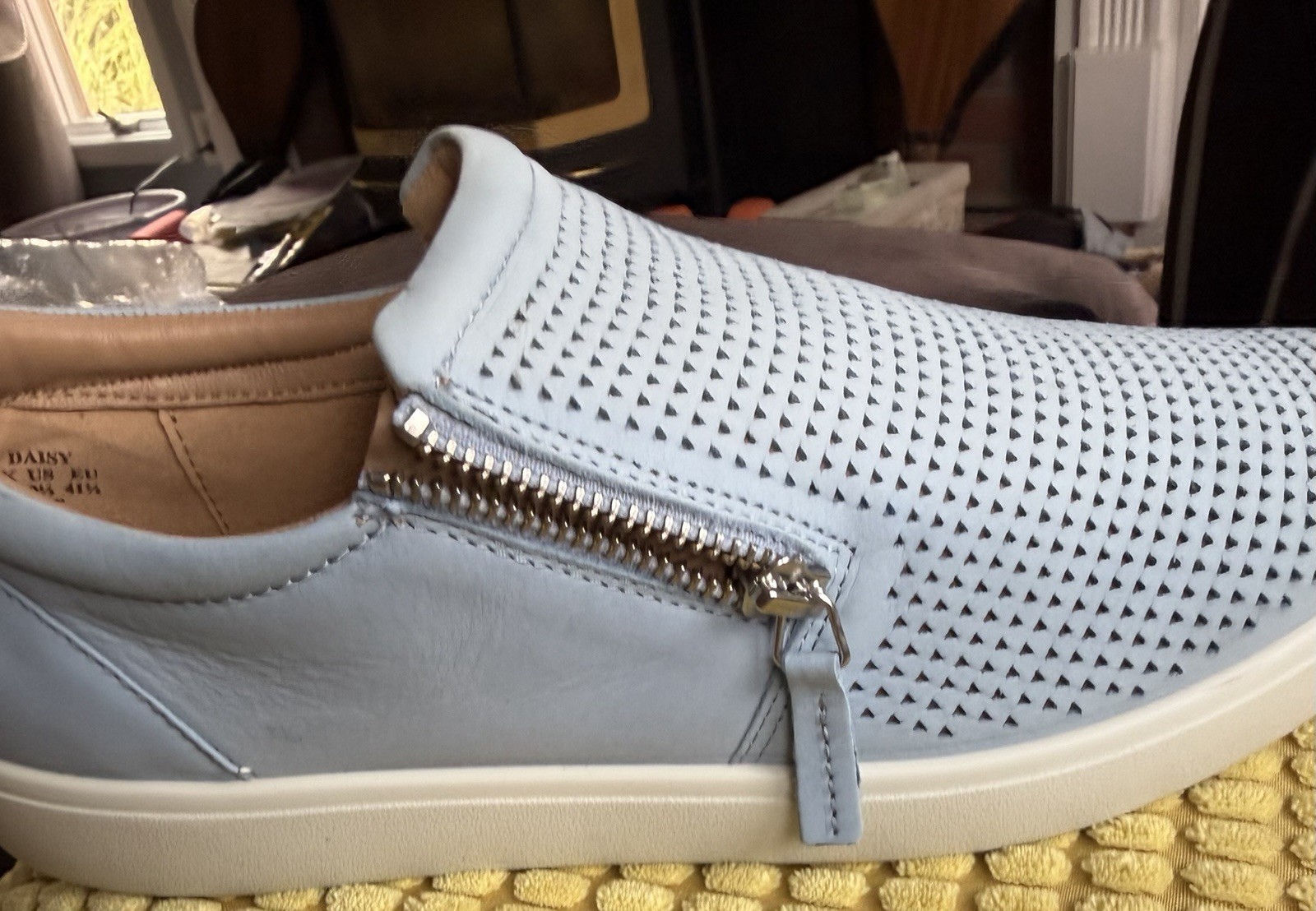 Hotter Daisy Women Baby Blue Leather Perforated Pull On Comfort Shoes- 9.5