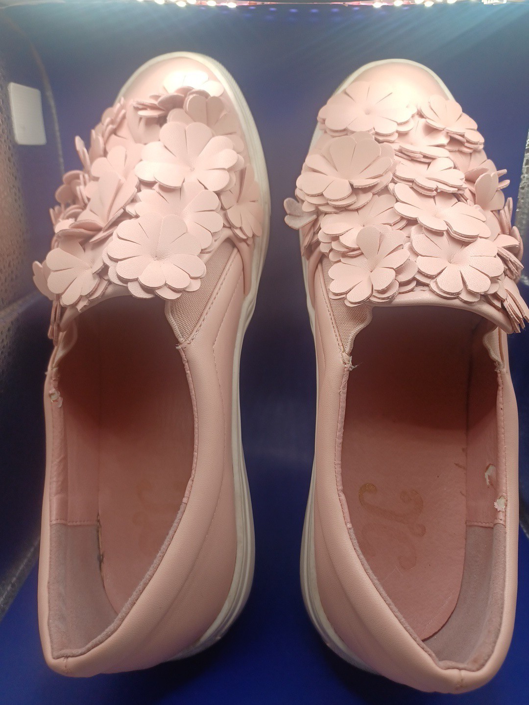 Journee Collection Pink Slip On Sneakers 3D Flowers Floral Women’s Size 8 EU 38