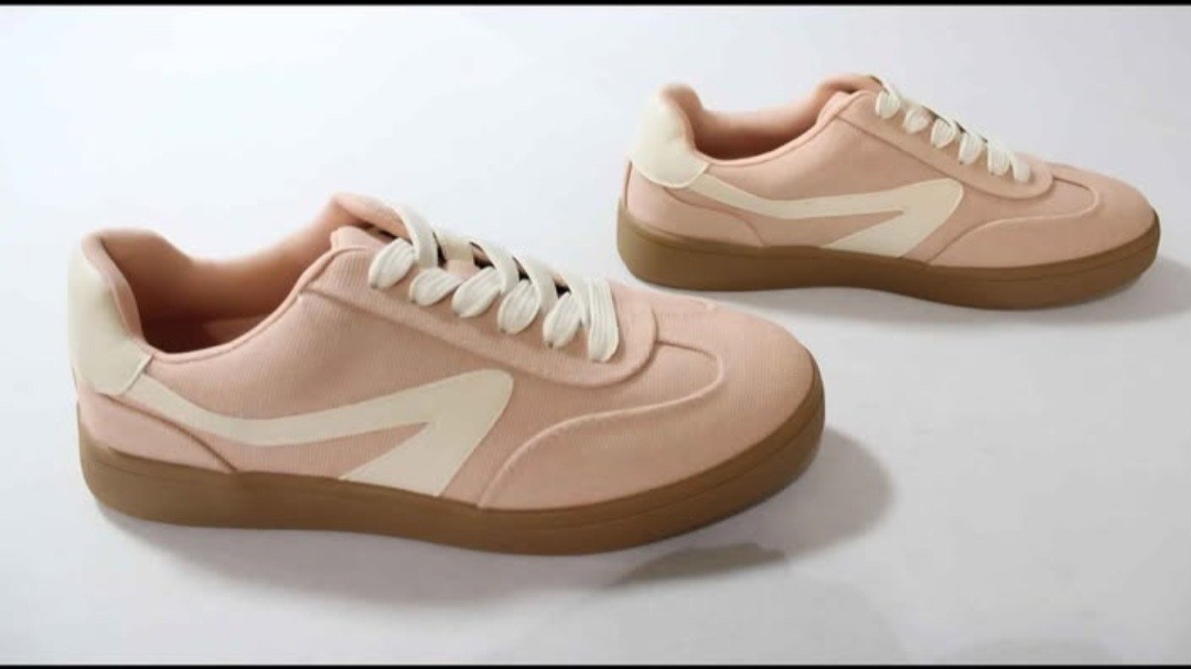 DV By Dolce Vita Women’s Memory Foam Voyage Sneakers Dusty Rose Pink Size 6.5