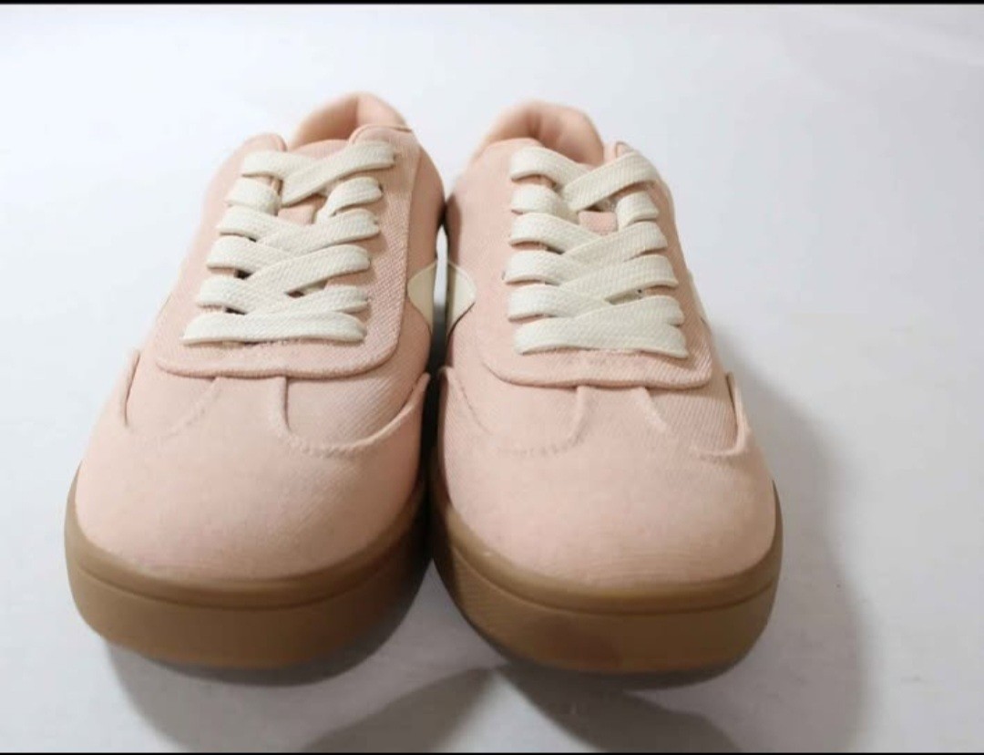 DV By Dolce Vita Women’s Memory Foam Voyage Sneakers Dusty Rose Pink Size 6.5