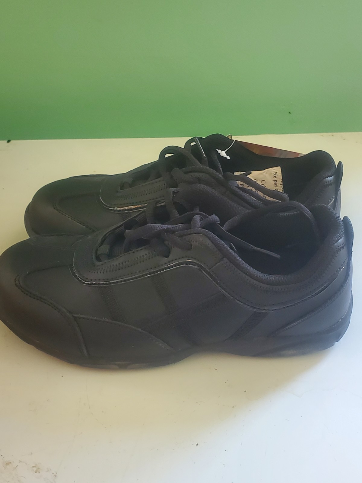 NEW Genuine Grip 210 Women’s Slip Resistant Work Shoes Black Size 6W Wide –…