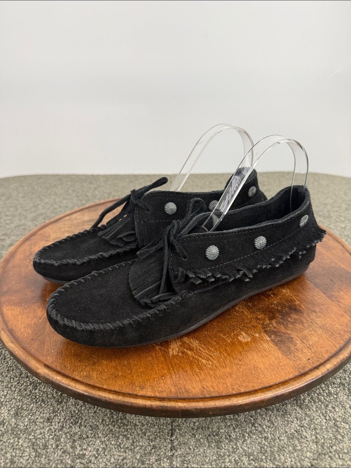 Minnetonka Shoes Wm 9 Black Leather Moccasin Fringe Studded Bootie Boho Hippie