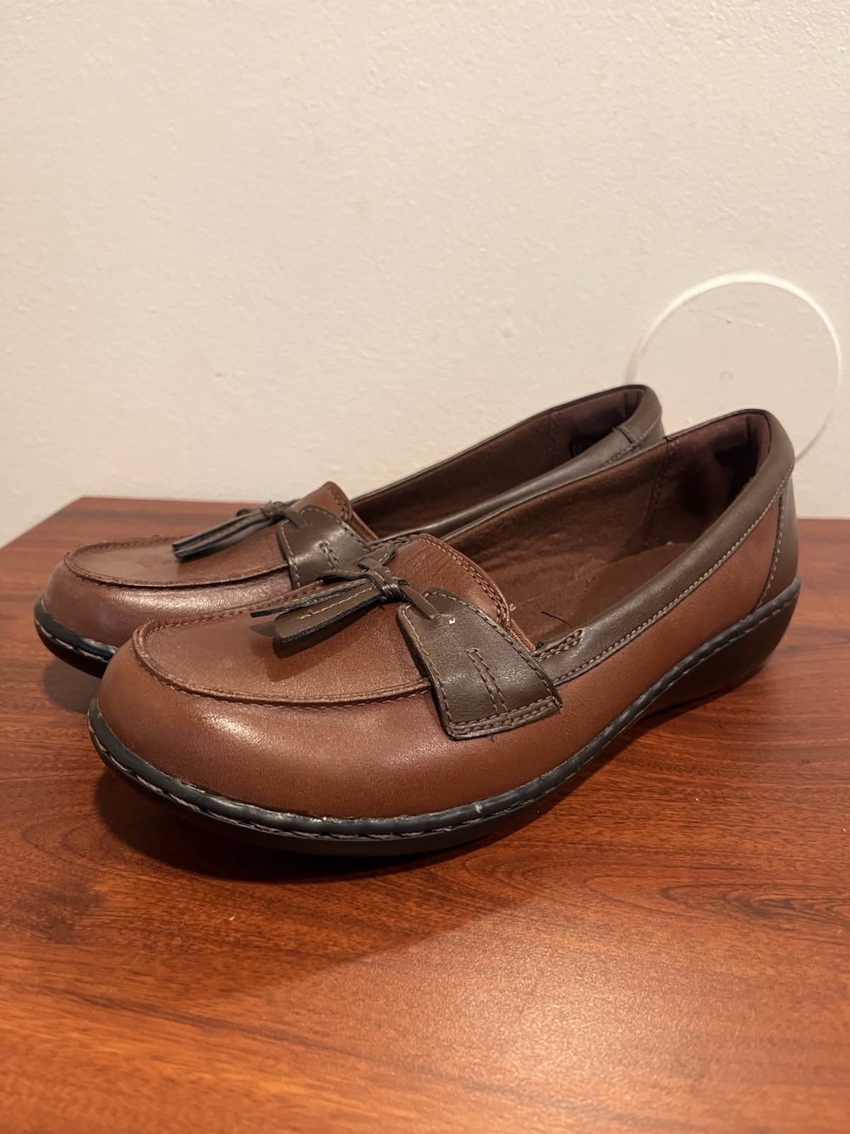 Clarks Collection Women Size 9 Brown Comfort Shoes Tasseled Loafer Leather