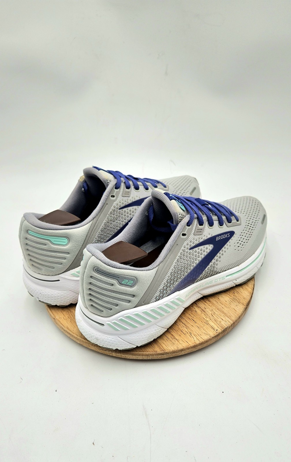 Brooks Adrenaline GTS 22 Women’s Shoes Running Alloy Blue Green Size 10B