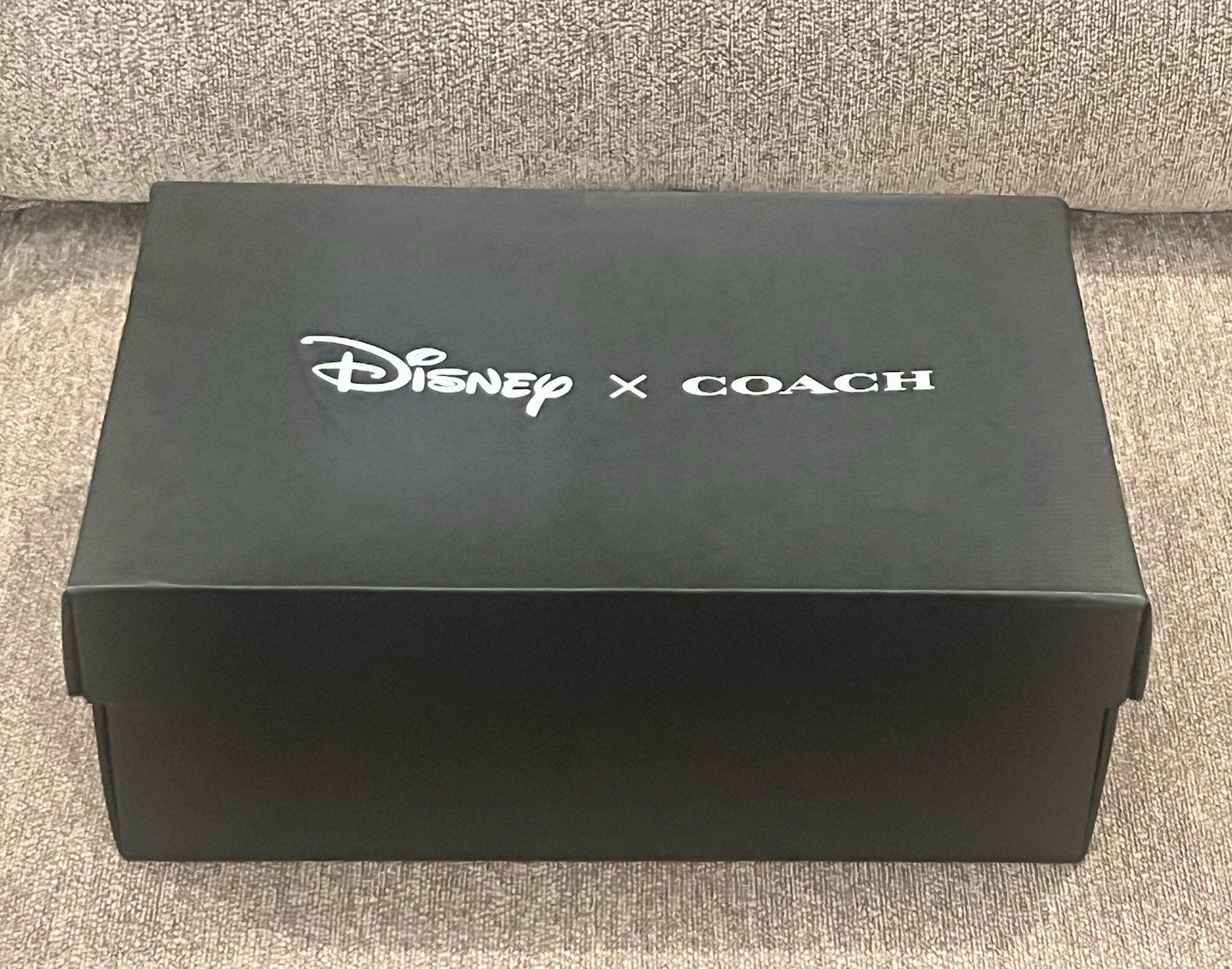 Disney x Coach Low Top Sneaker Mickey Mouse Signature Jacquard Women’s 7.5 CN431