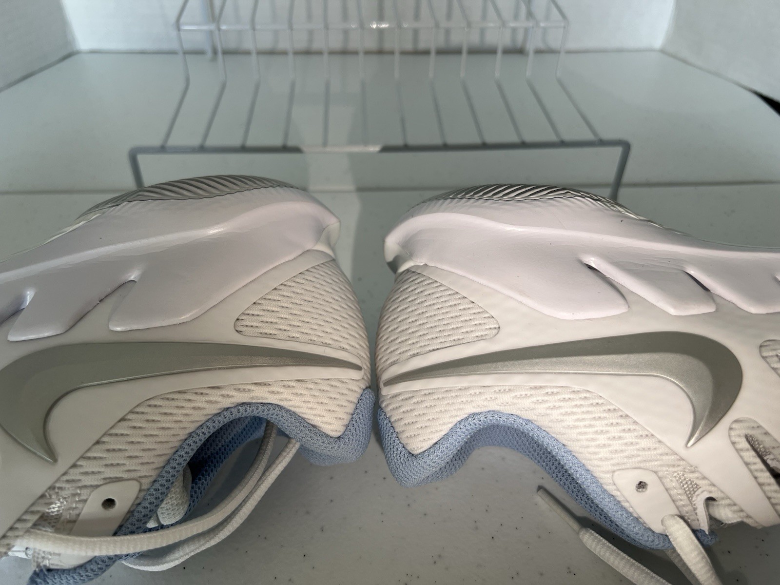 Nike Court Air Zoom Vapor X HC Womens Shoes White Silver AA8027-105 Size 9.5 NEW