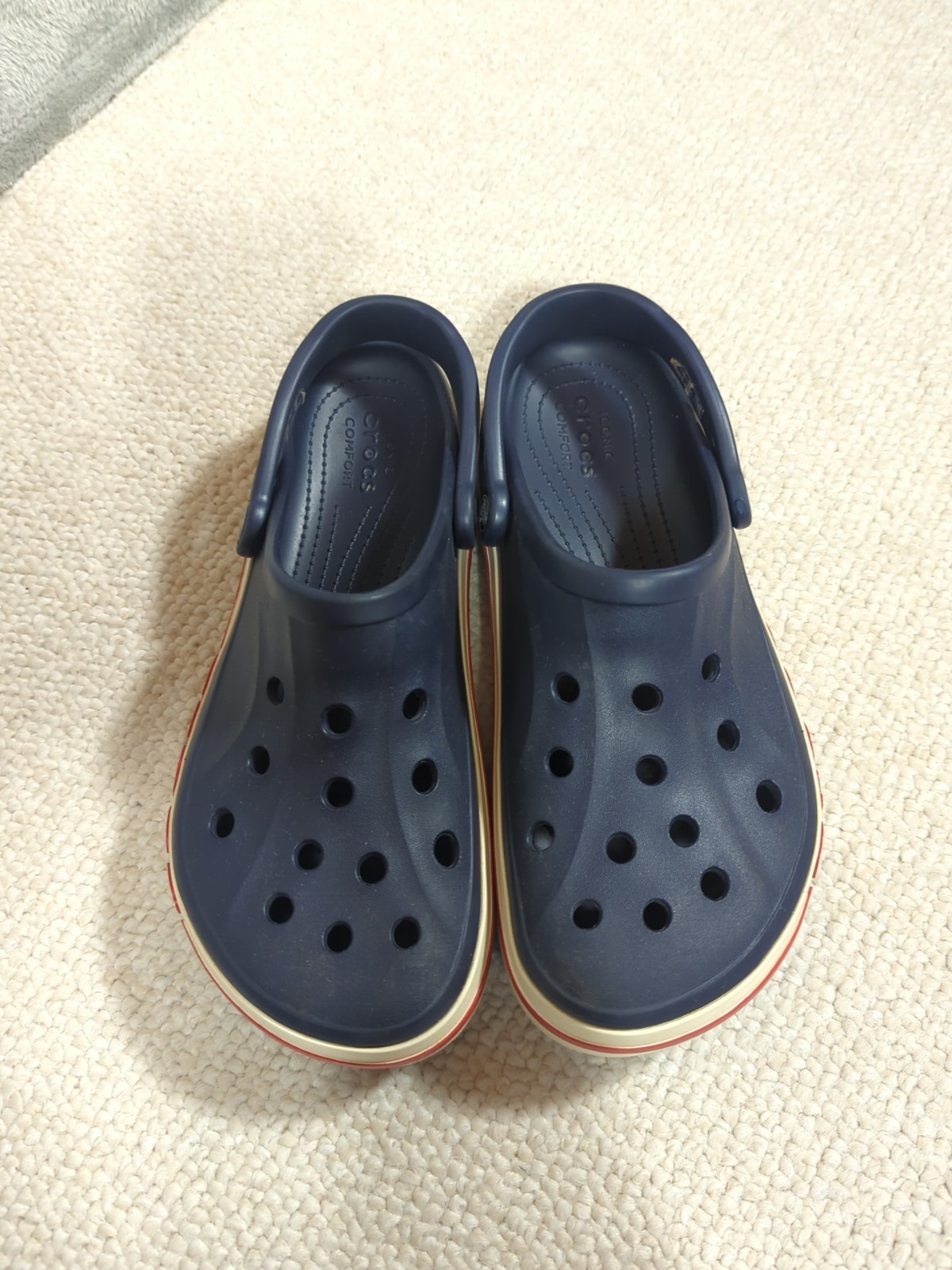 Crocs Crocband Clogs Blue White Red Stripe Women’s 9 Standard Fit Shoes