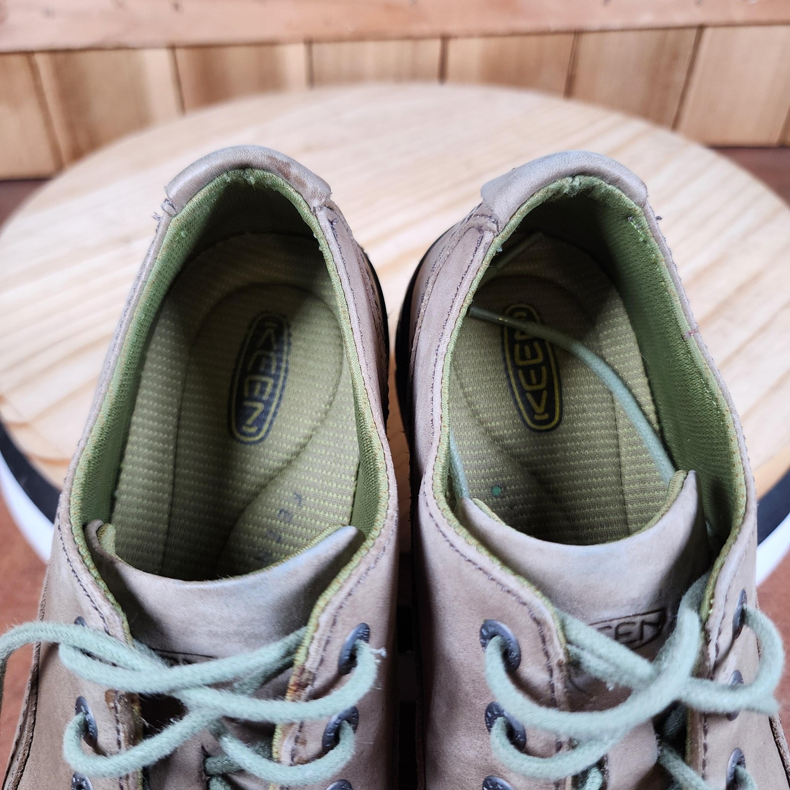 Keen Comfort Tie Shoes Womens 6.5 Tan Leather Walking Hiking Oxford Lace Up