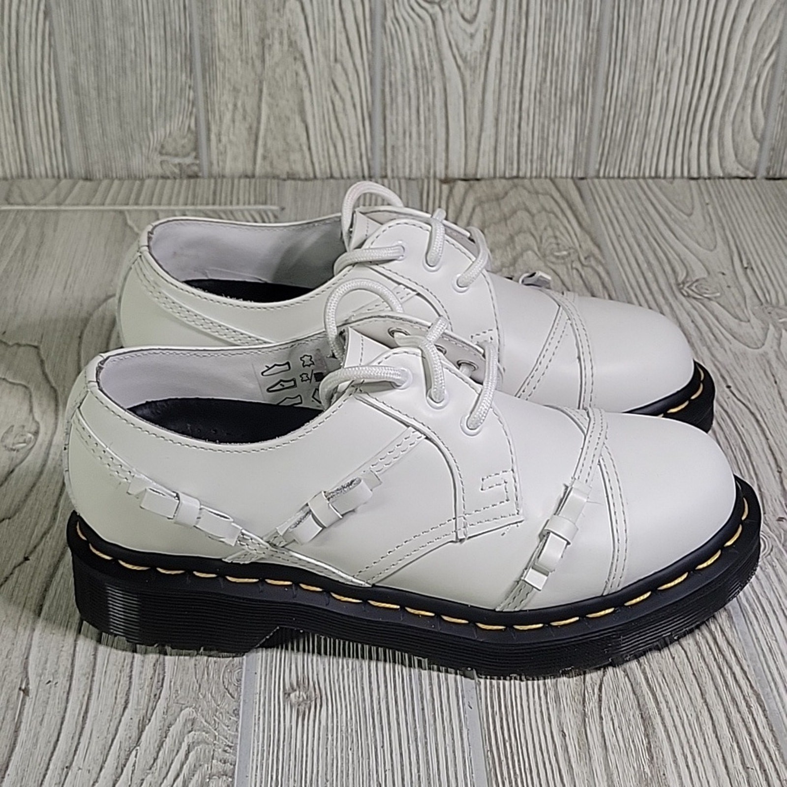 Dr. Martens 1461 Bow Lace Up Oxford White Leather Shoes Womens Size 5 NEW