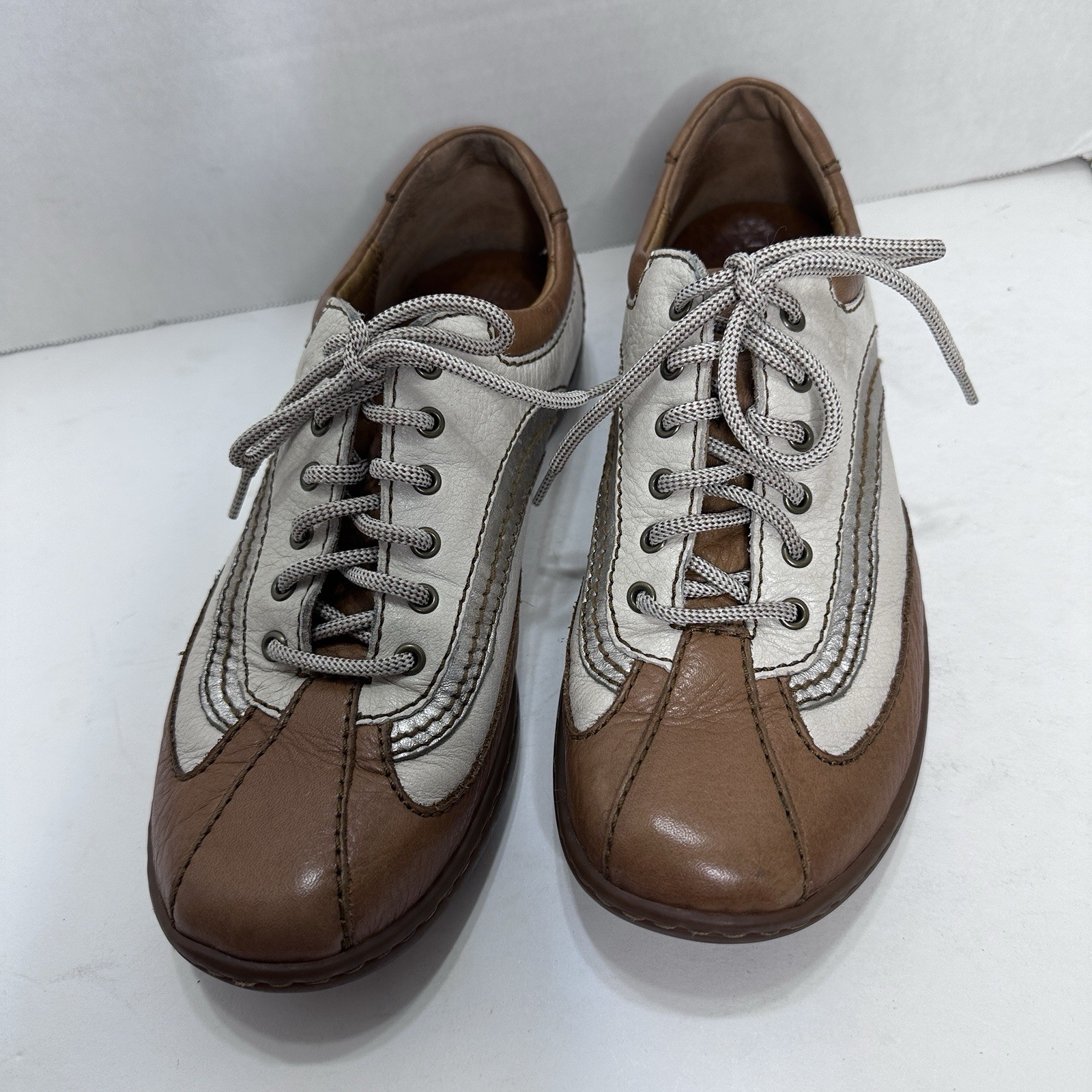 Born Shoes Womens Size 7.5 Palmera Golf Low Top Sneakers Lace Up Brown Leather