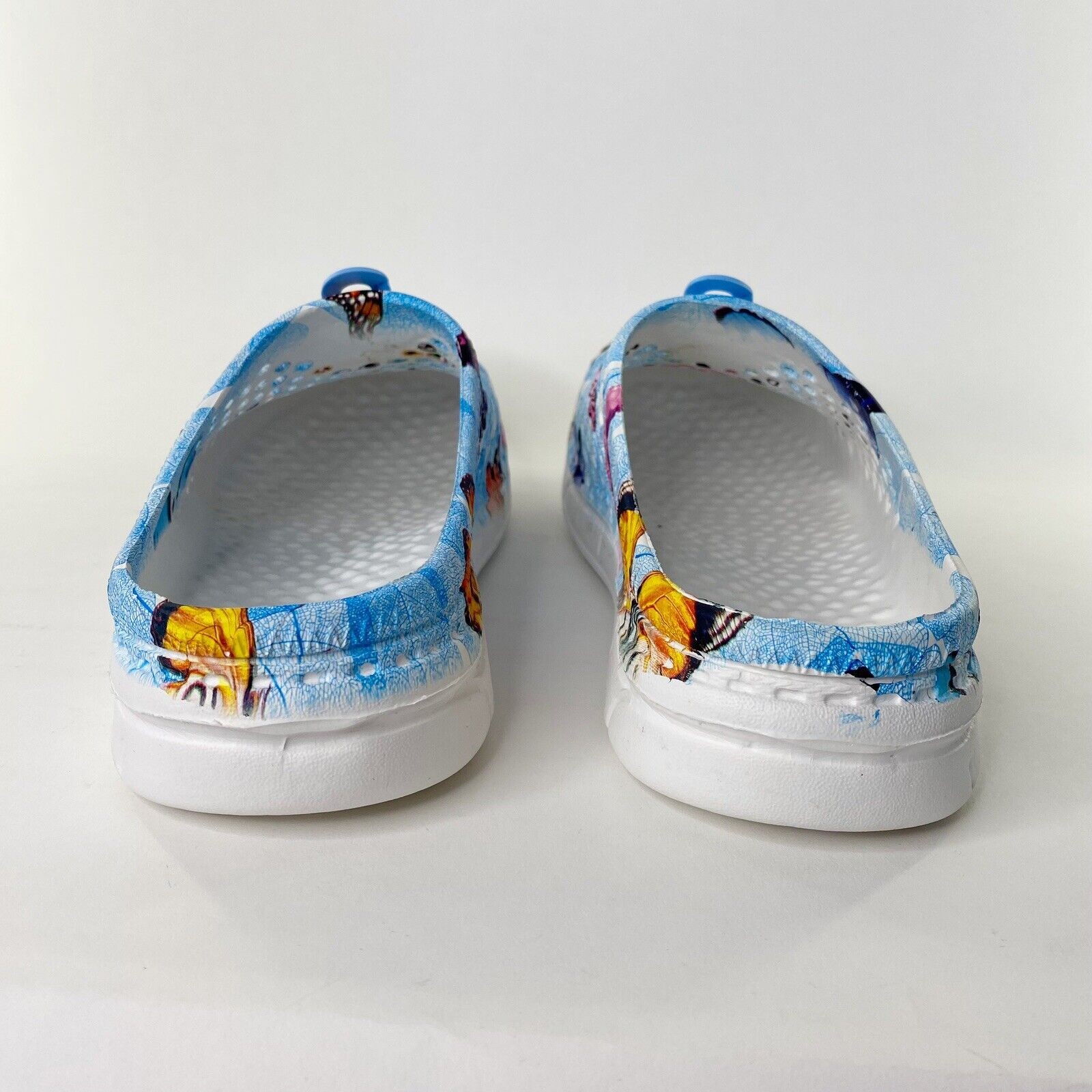Butterfly Shoes Womens Size 10 Foam Man Made Waterproof Unbranded White/Blue