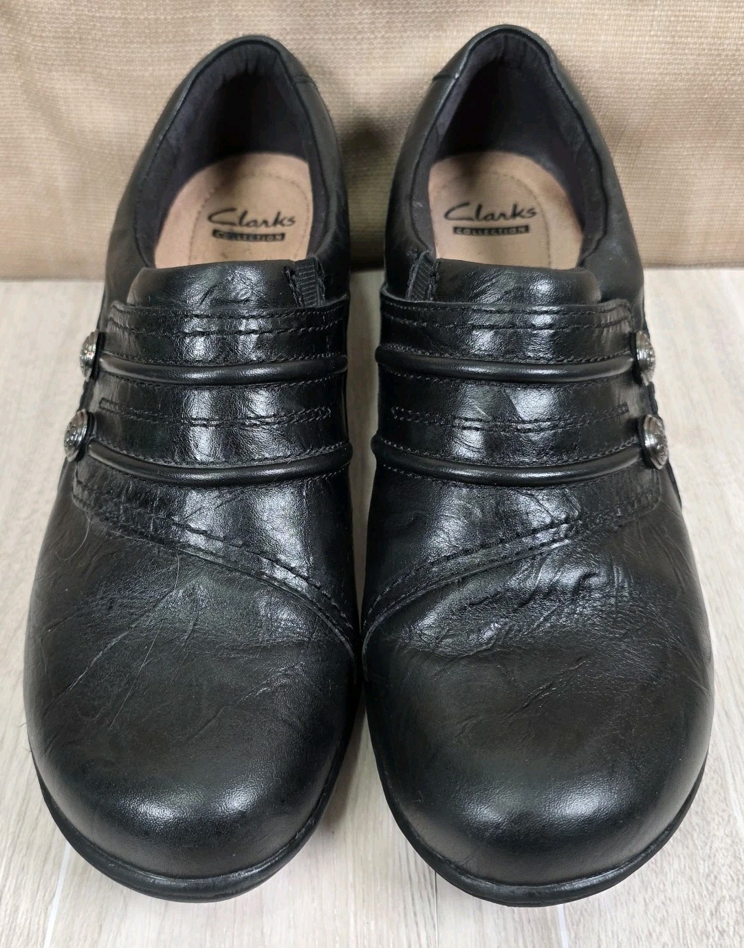 Clarks Collection Black Leather Wedge Loafers Button Accent Slip On Shoes Size 9