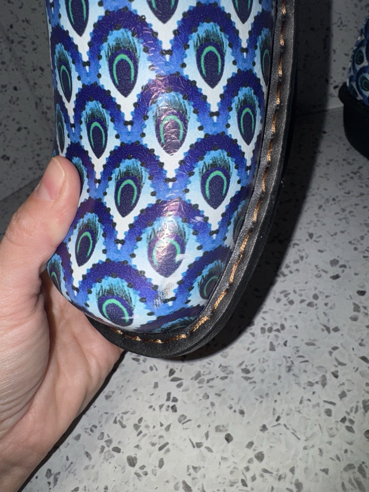 SAVVY Ducky Slip-On Slip Resistant Nursing Shoes Women Size 11 M Peacock
