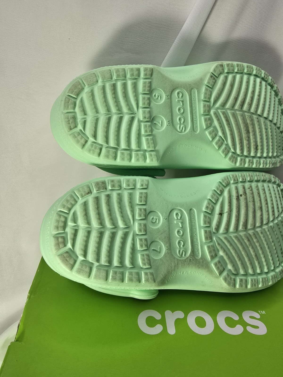 CROCS BAYA CLOGS Classic Neo Mint