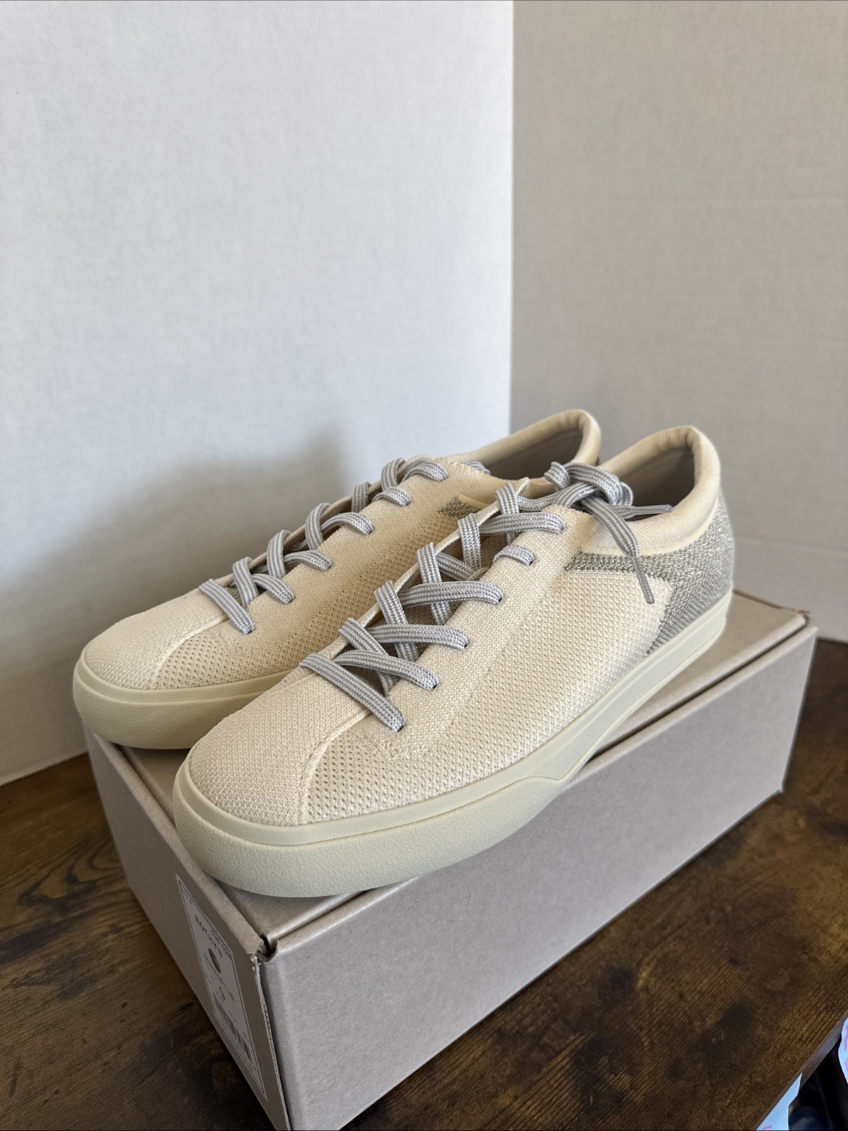 Rothy’s Women’s The Lace Up Sneaker Size 9 NEW Diamond Twill Cream