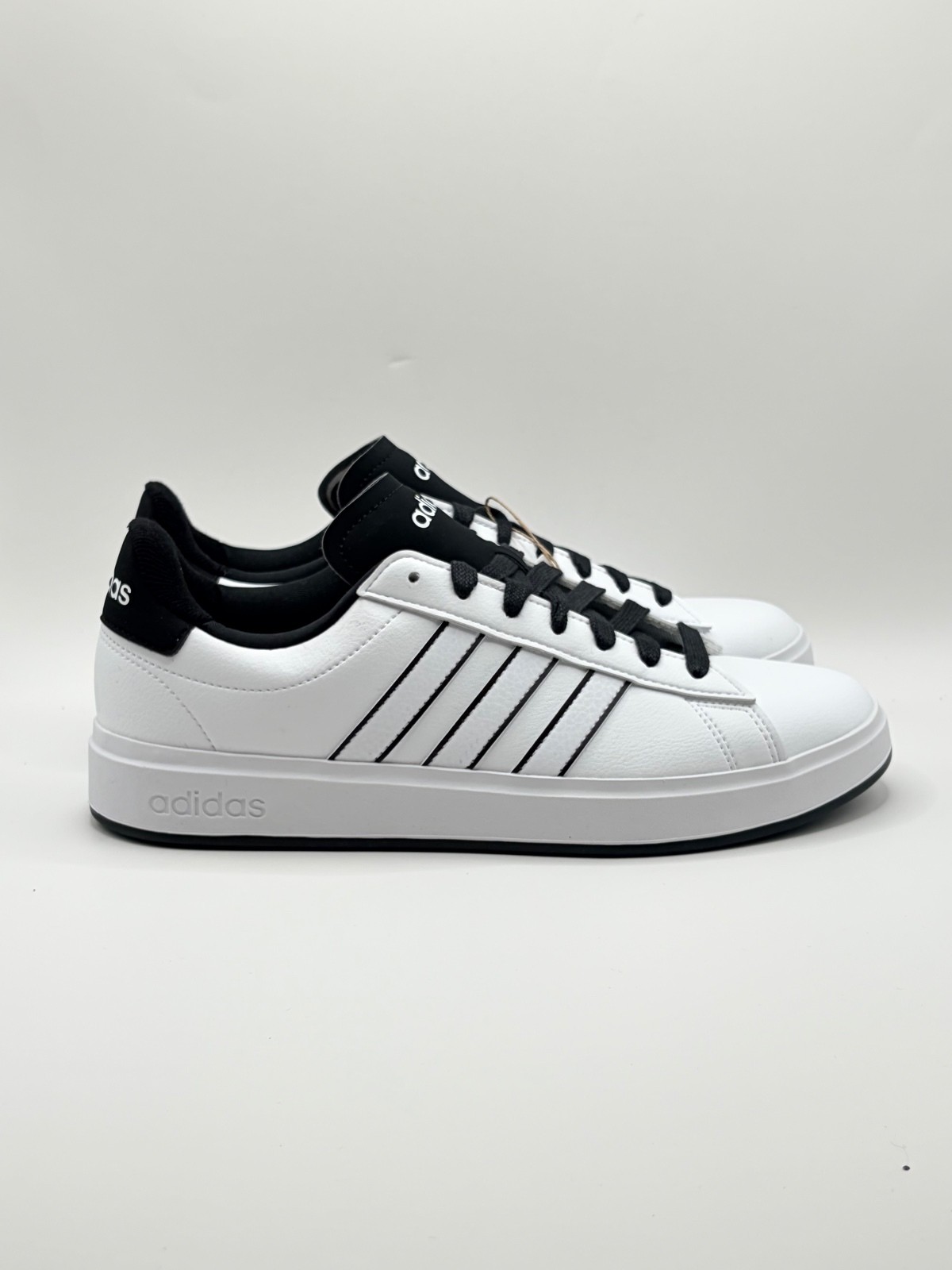 Adidas Grand Court 2.0
