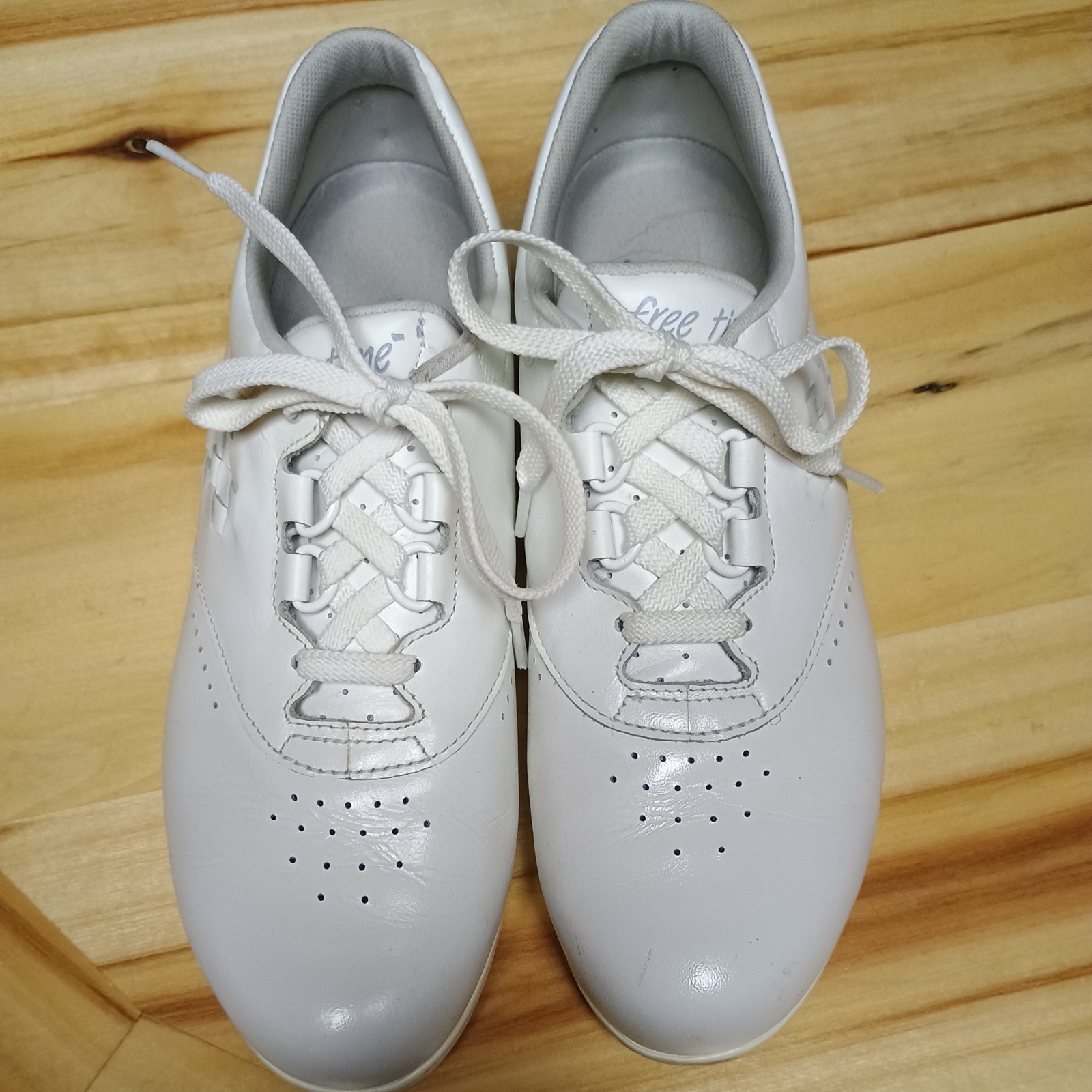 SAS Free Time Shoes Women’s Size 7.5 M White TriPad Comfort Walking Shoe