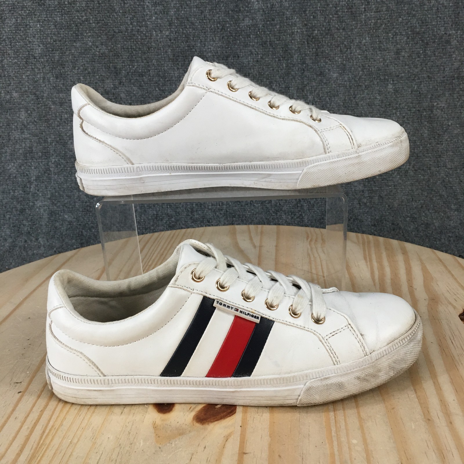 Tommy Hilfiger Shoes Womens 7M Sneakers Multicolor Lace Up Round Toe Casual