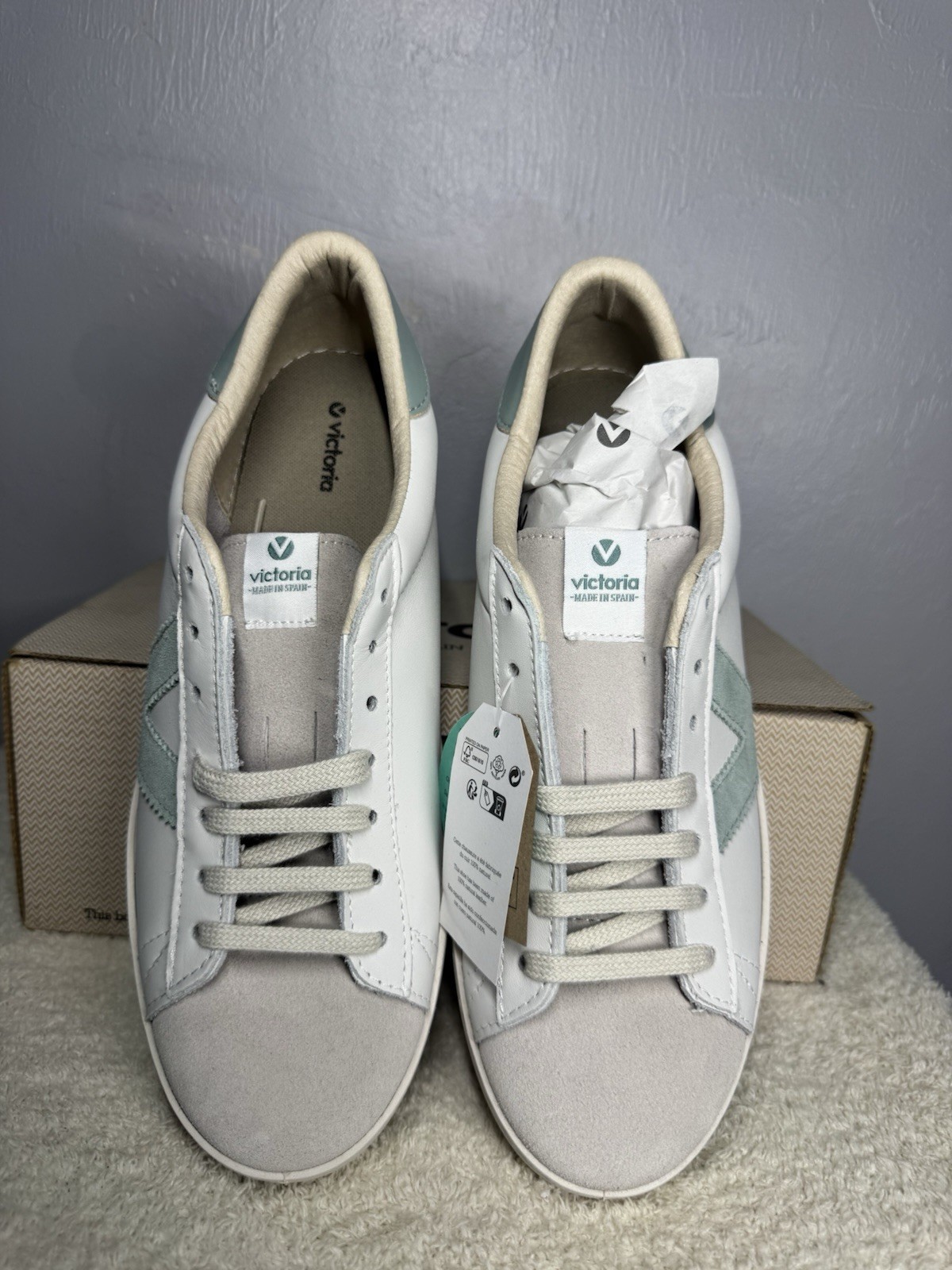 Victoria Low Top Lace-Up Sneakers White Green Beige Unisex Adults Casual