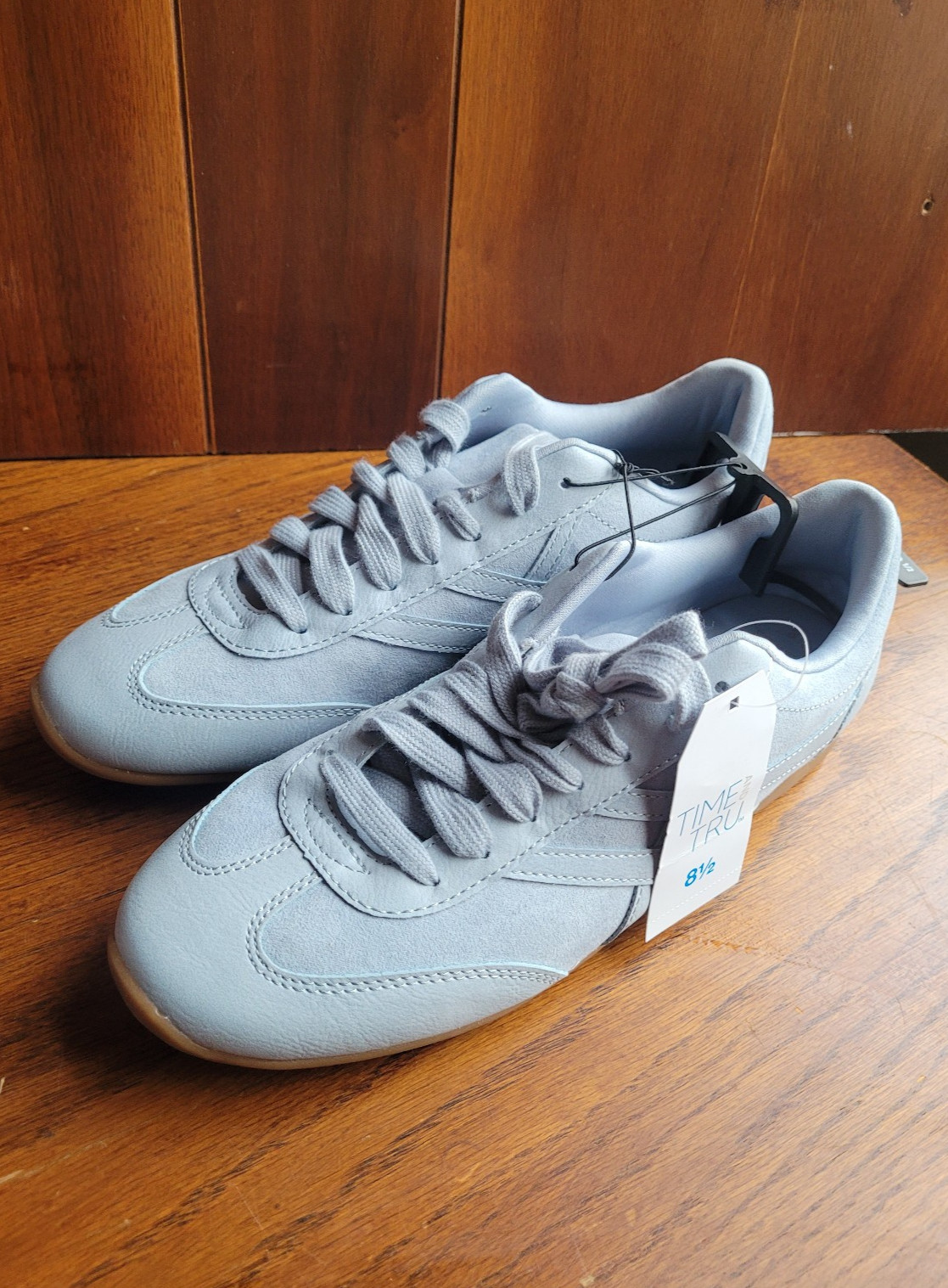 Time and Tru Women’s Shoes Sizes 6-9.5 Sky Blue Memory Foam Sneakers NEW